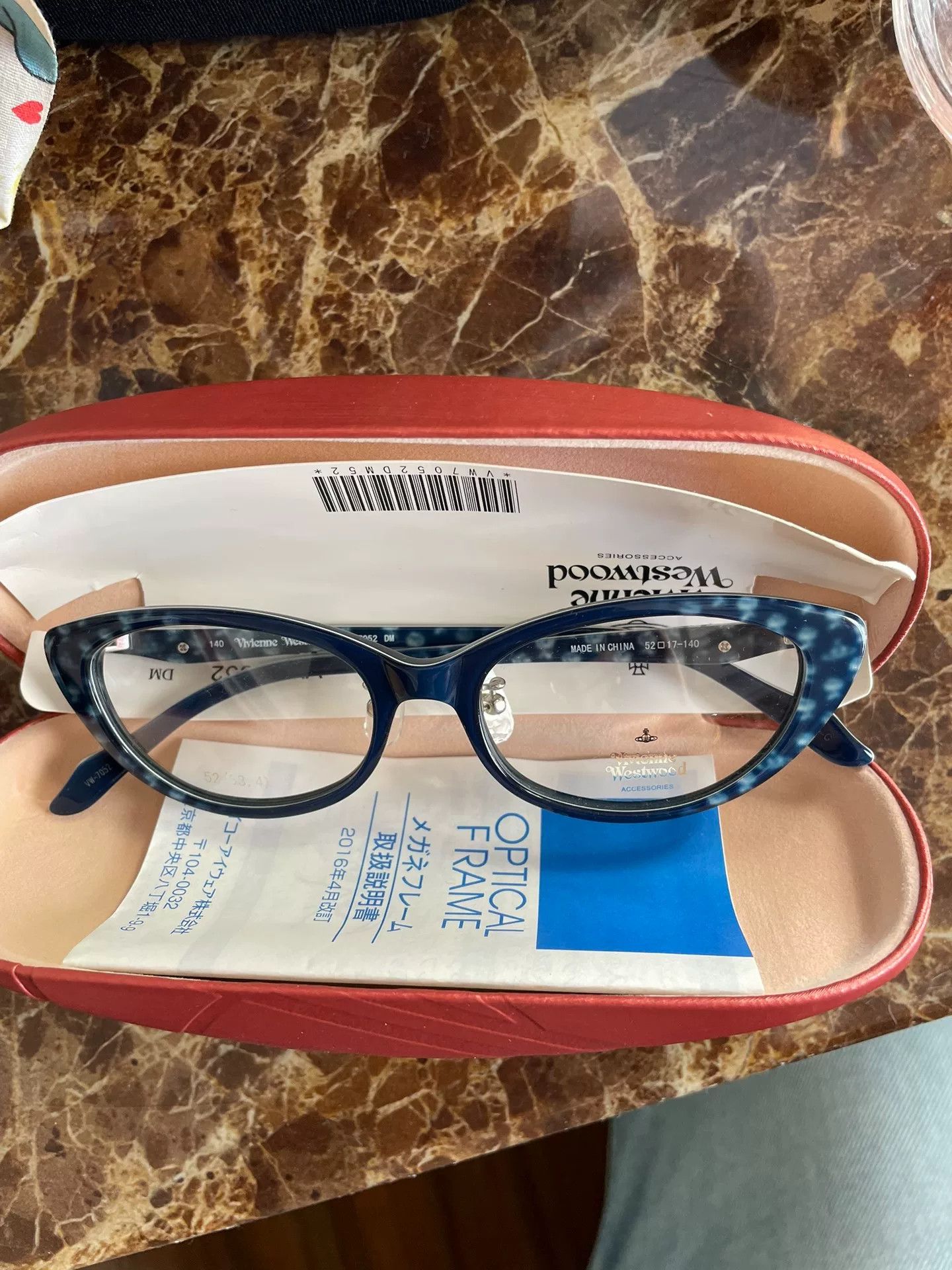 Vivienne Westwood Vivienne Westwood Logo Orb Oversized Sunglasses