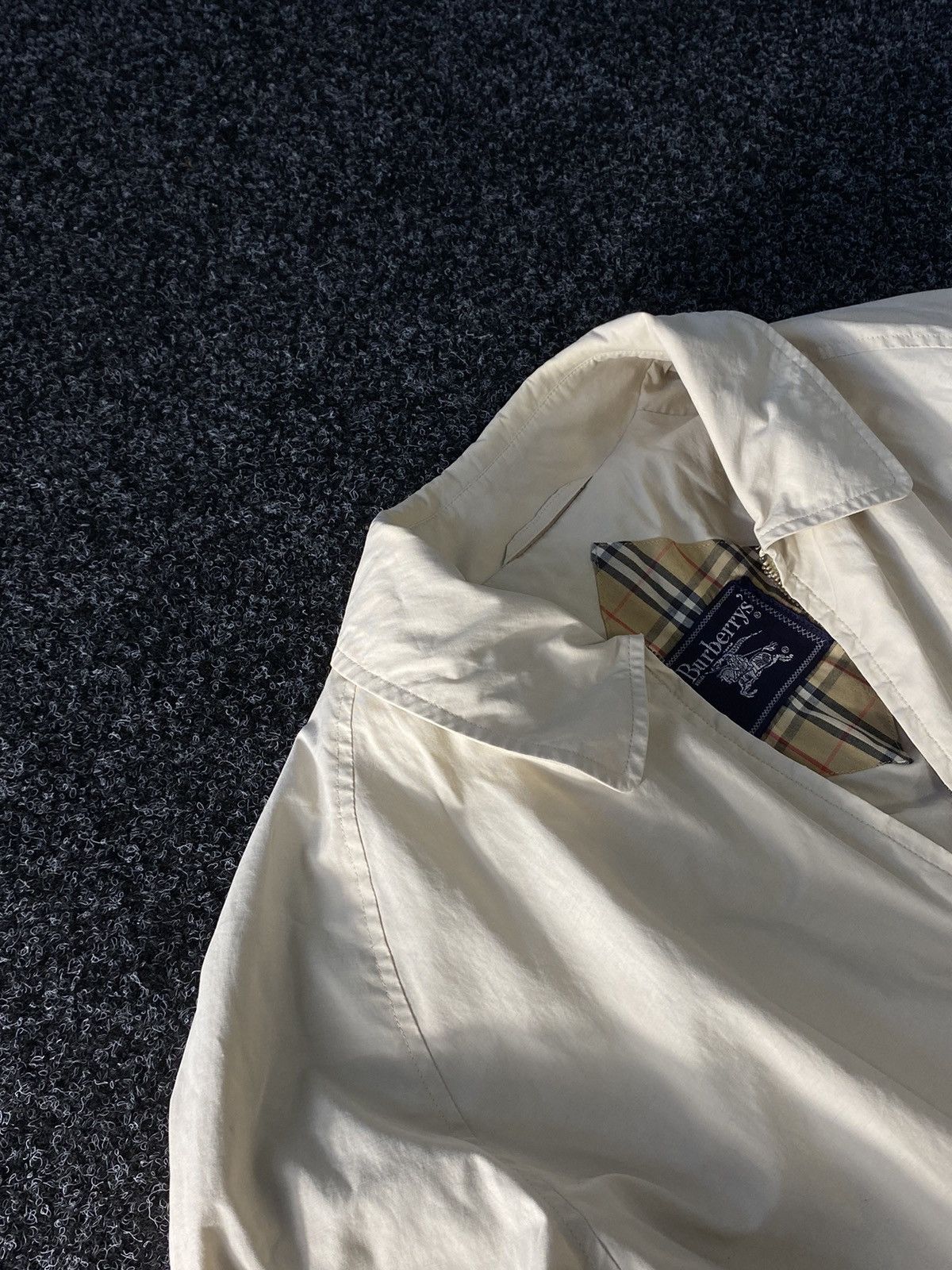 Burberry × Vintage ❗️Burberrys 90s vintage bomber jacket monogram beige L-XL Size US L / EU 52-54 / 3 - 6 Thumbnail