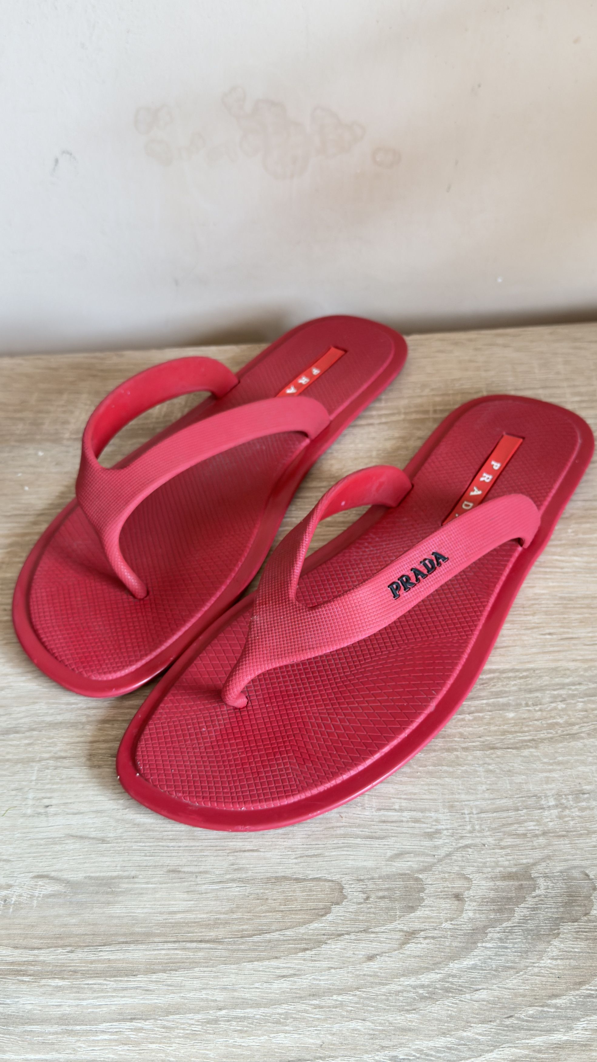 Prada 🔥 prada red sandals flip flops rubber summer men size 11 Size US 11 / EU 44 - 1 Thumbnail