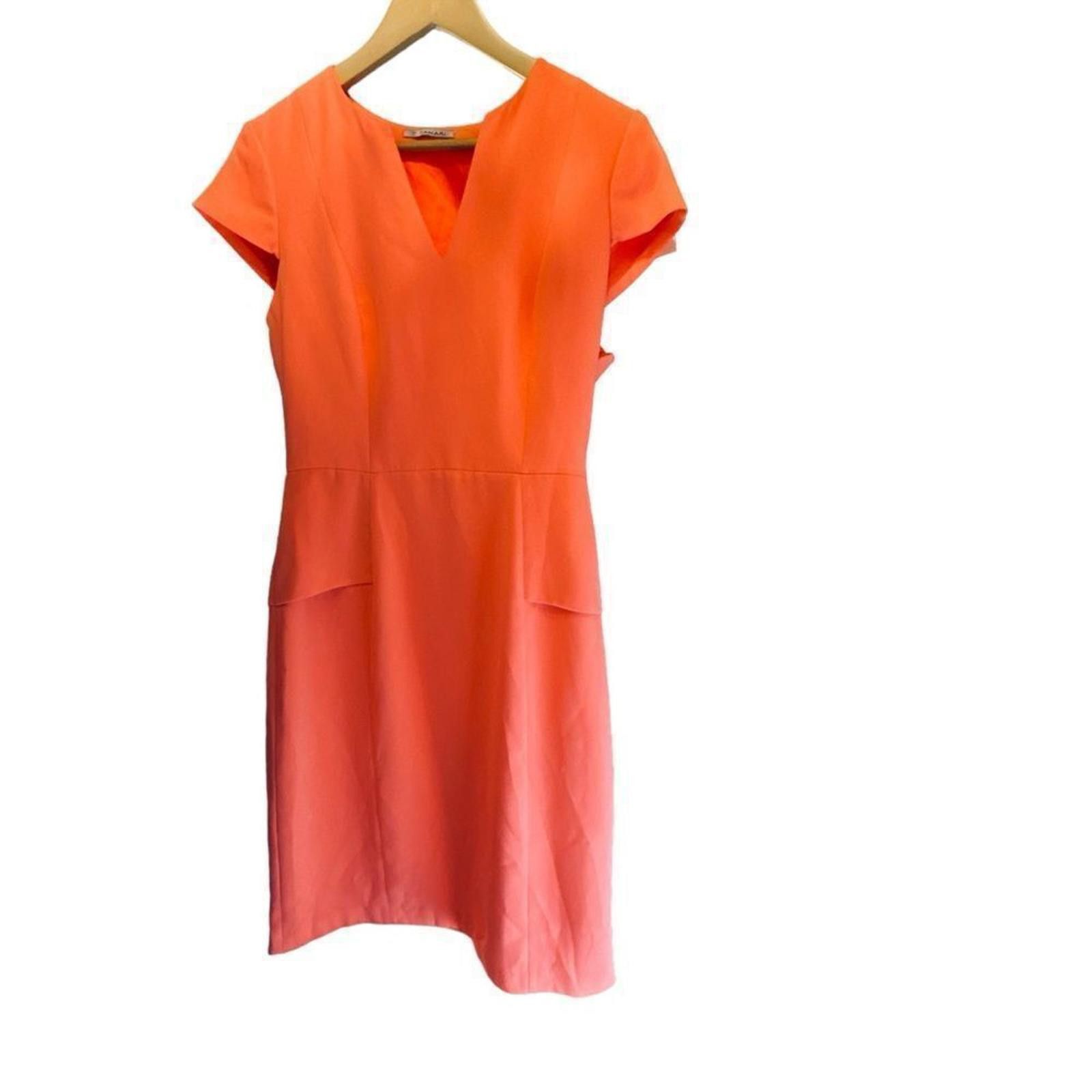 Designer Tahari. Women’s Pastel Orange Ruffle Midi Dress. Size 8. Size M / US 6-8 / IT 42-44 - 4 Thumbnail