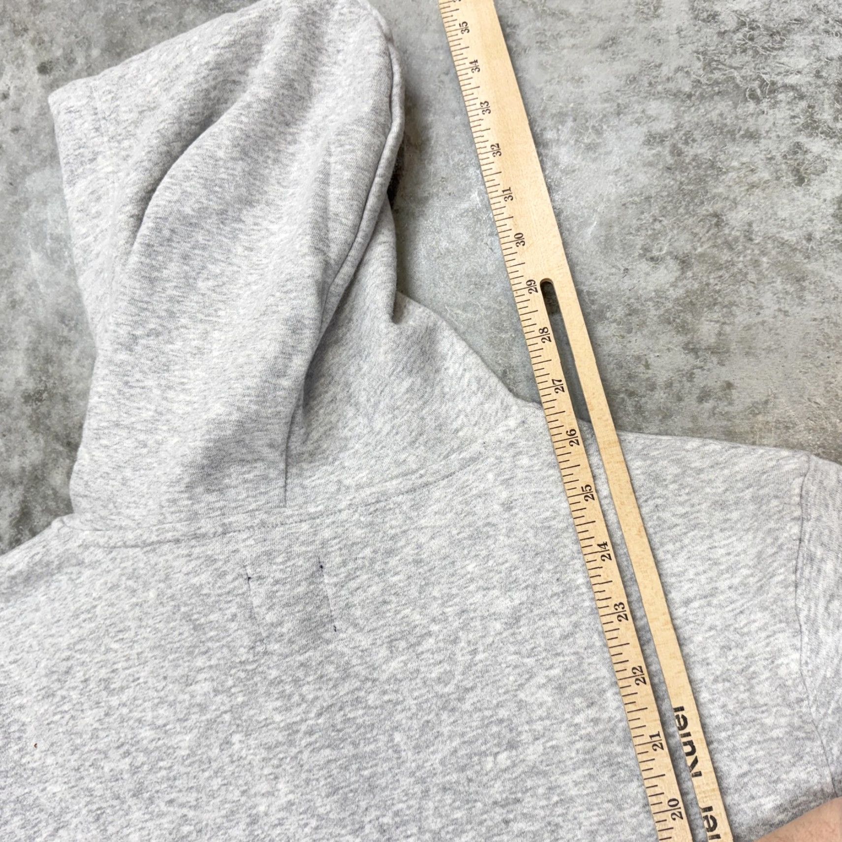 Gap GAP Hoodie Mens Small Gray Logo Pullover Fleece Kangaroo Pocket 1969 Vintage? Size US S / EU 44-46 / 1 - 6 Thumbnail
