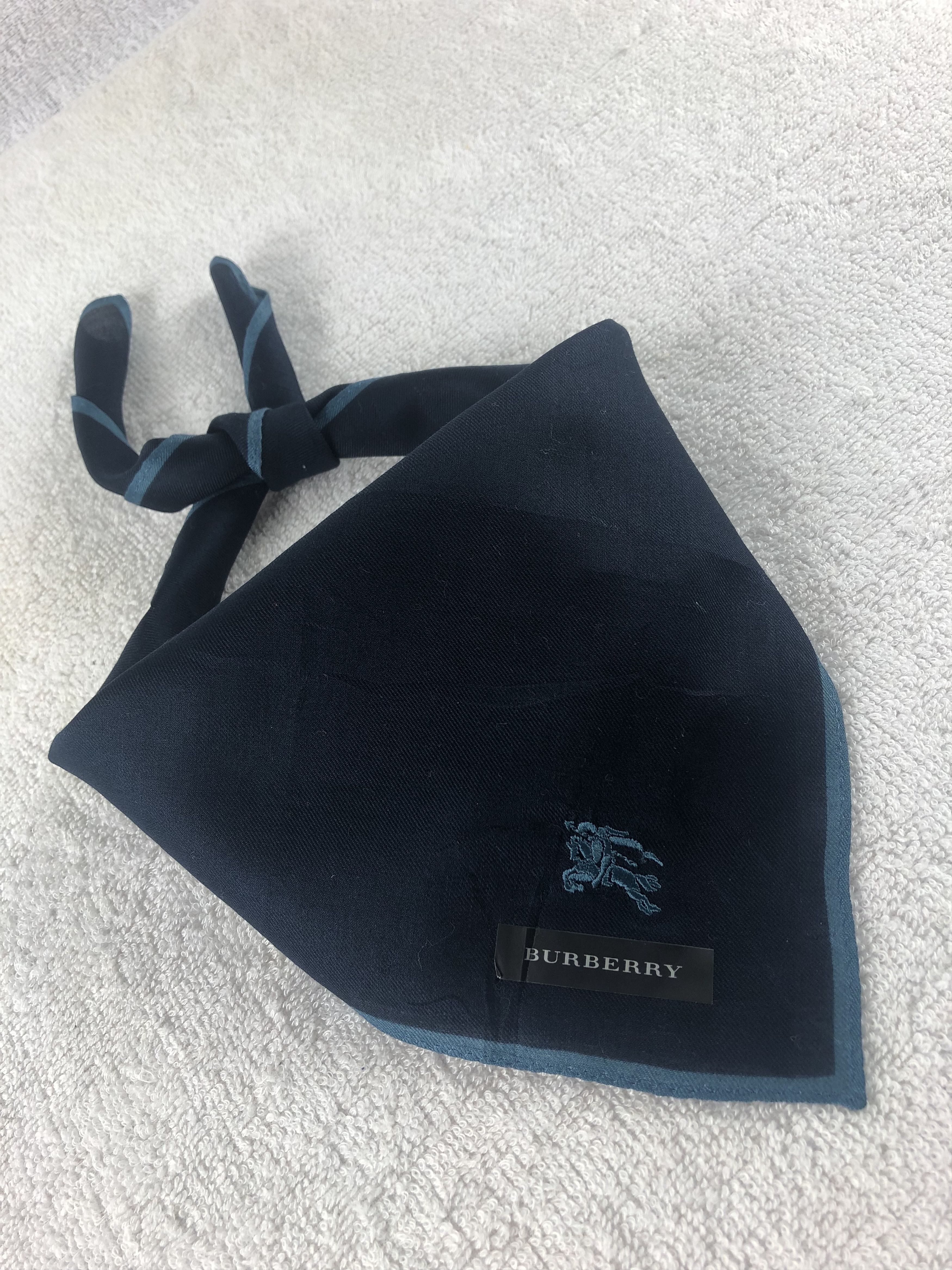 Burberry Burberry Handkerchief / Bandana / Neckerchief Size ONE SIZE - 2 Thumbnail