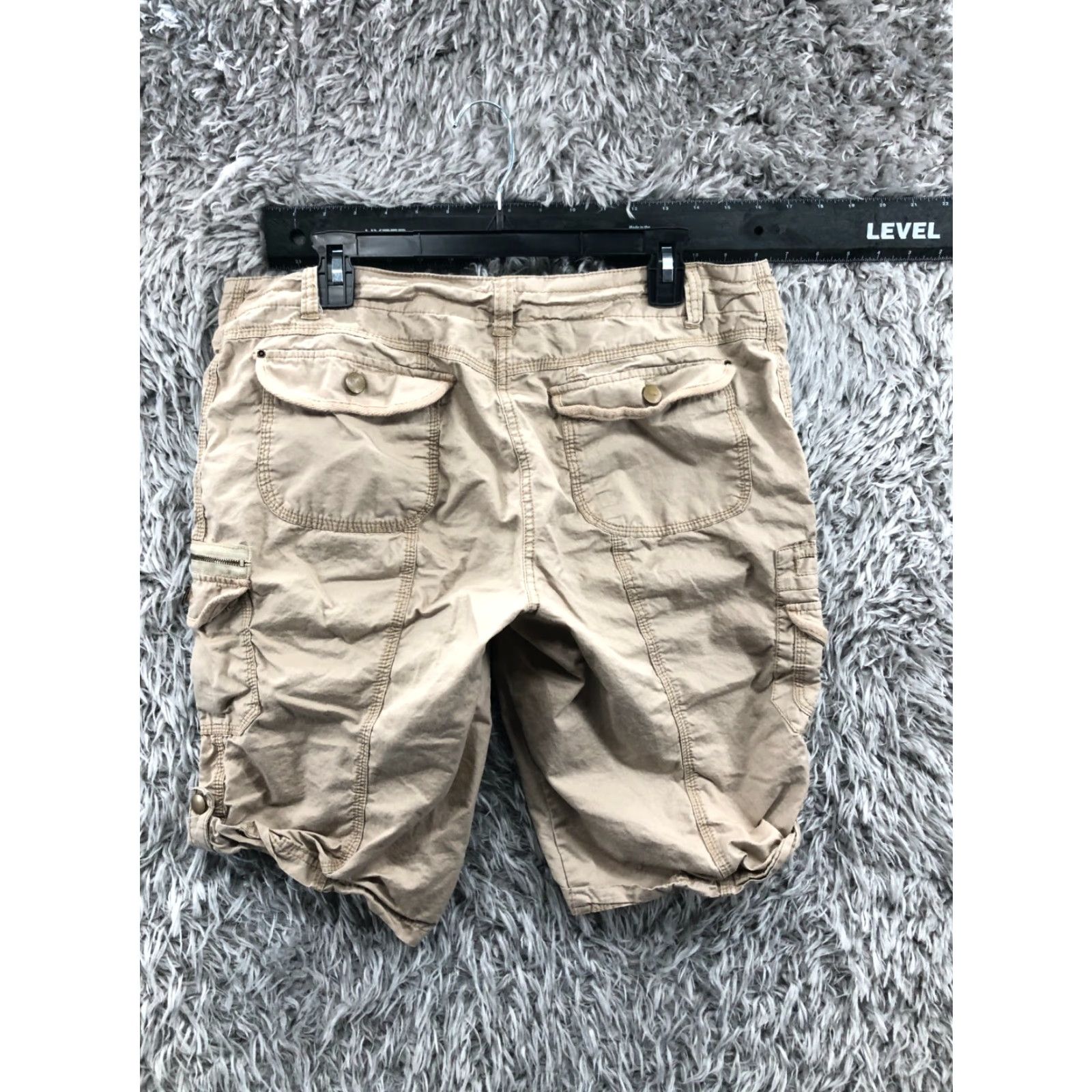 Apt. 9 Apt. 9 Cargo Shorts Womens Size 14 Mid Rise Beige Cargo Shirt? Size 36" / US 14 / IT 50 - 5 Thumbnail