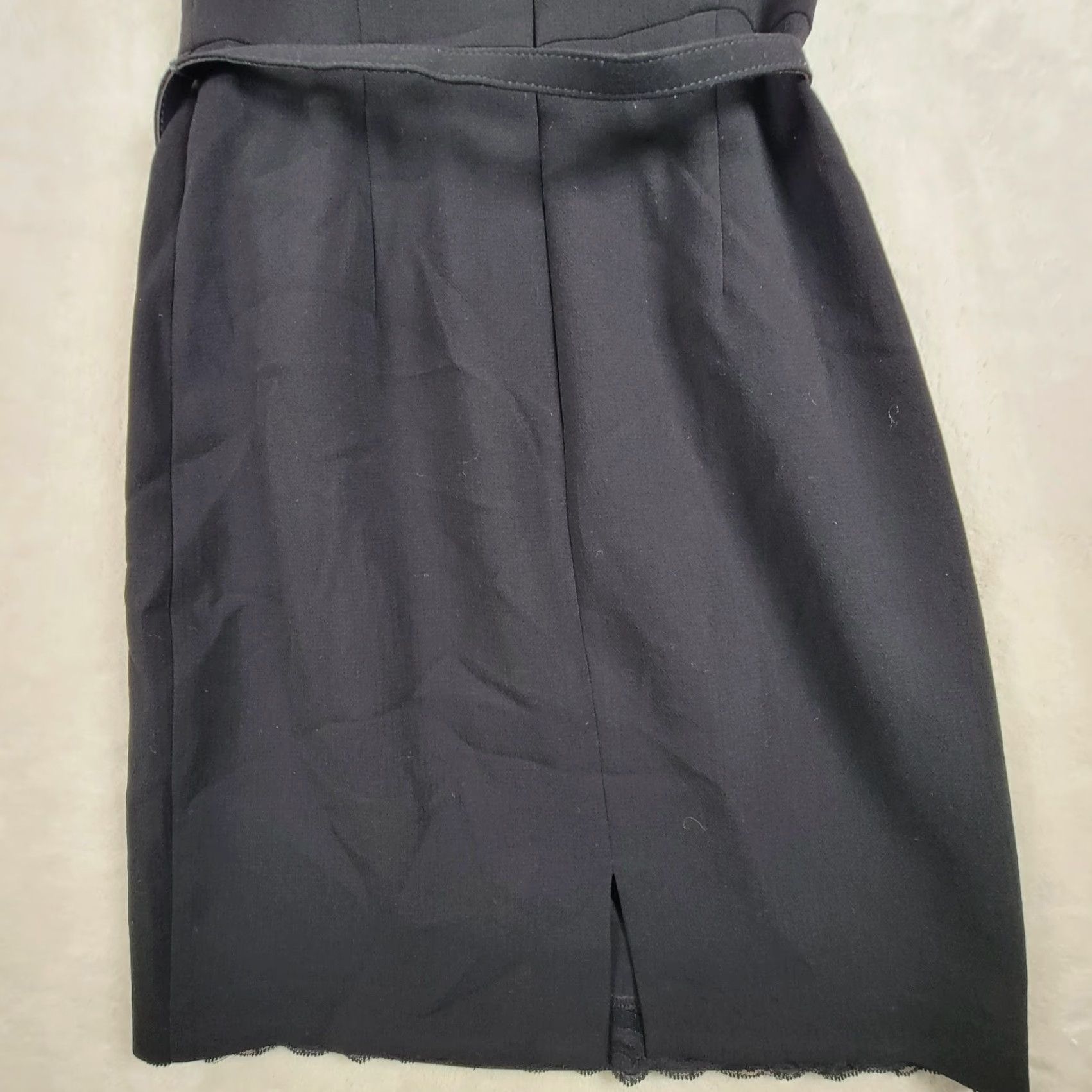 Trina Turk VINTAGE Trina Turk Sheath Dress Women 4 Black Ponte Knit Sleeveless Round Neck Zip Knee Length Wrangler? Size S / US 4 / IT 40 - 5 Thumbnail