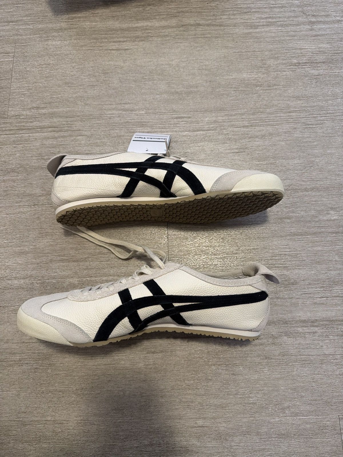 Onitsuka Tiger Onitsuka Tiger - Mexico 66, Birch Black Size US 11.5 / EU 44-45 - 2 Thumbnail