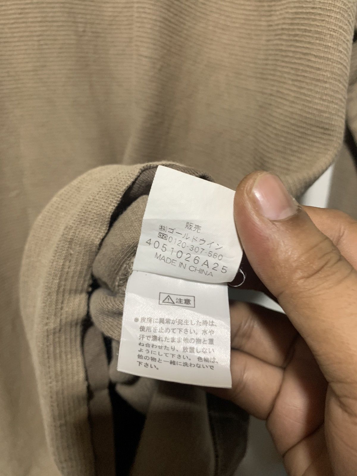If Six Was Nine 2000s Helly Hansen distressed doublelayer thermal longsleeve Size US XL / EU 56 / 4 - 9 Thumbnail