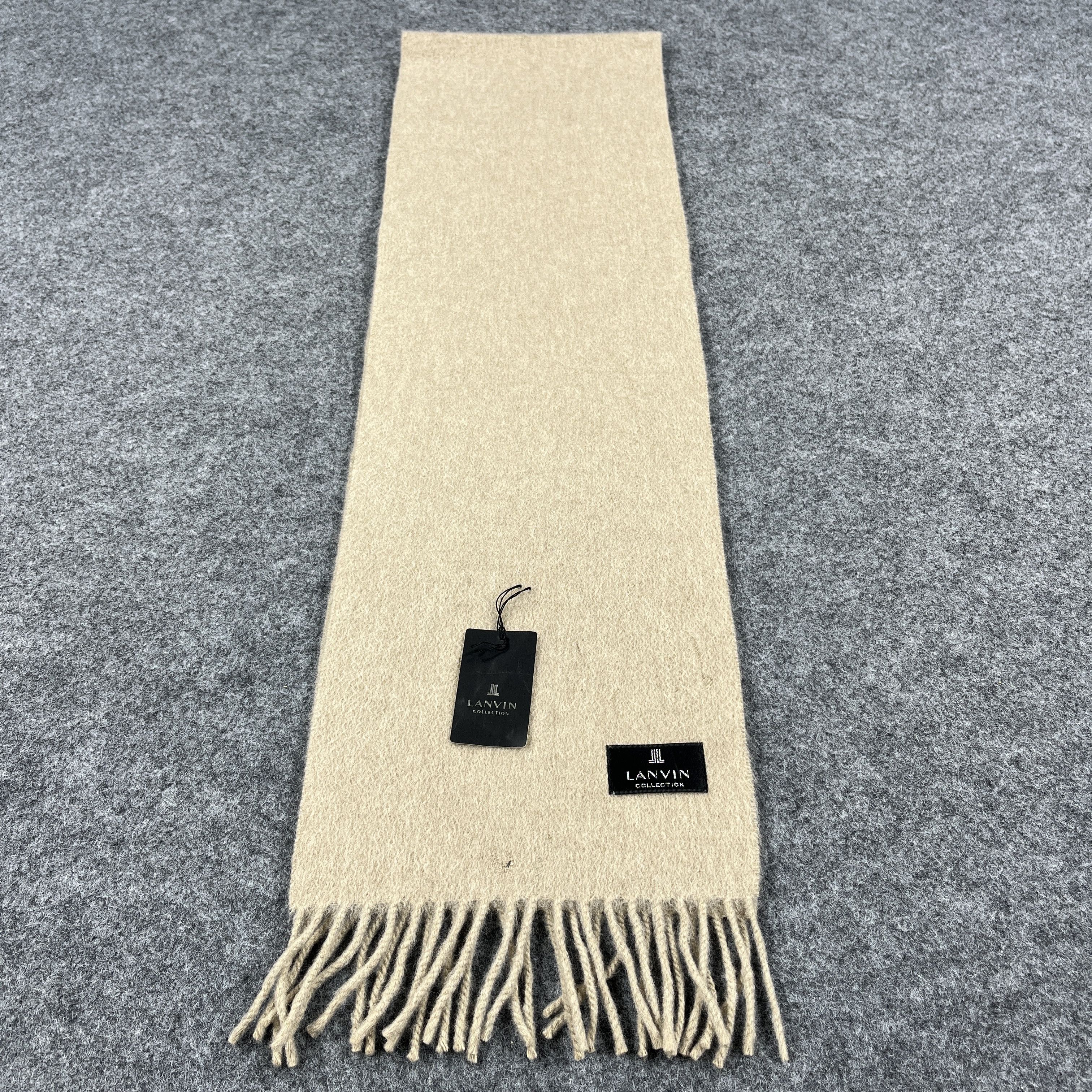 Lanvin Scarf / Muffler / Neckwear T1190