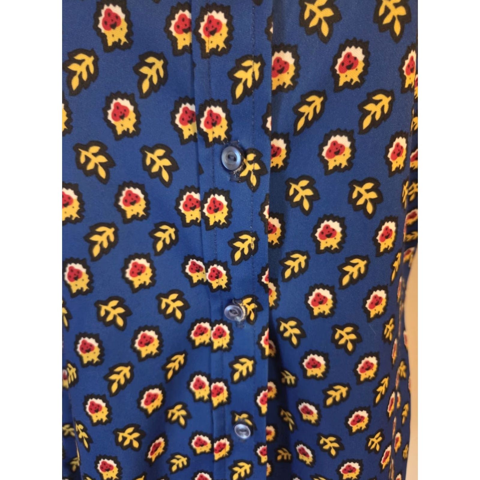 Vintage VINTAGE Jack Winter Shirt Womens S 70s Blue Strawberry Print Button Up Top (Polyester) Size S / US 4 / IT 40 - 3 Thumbnail