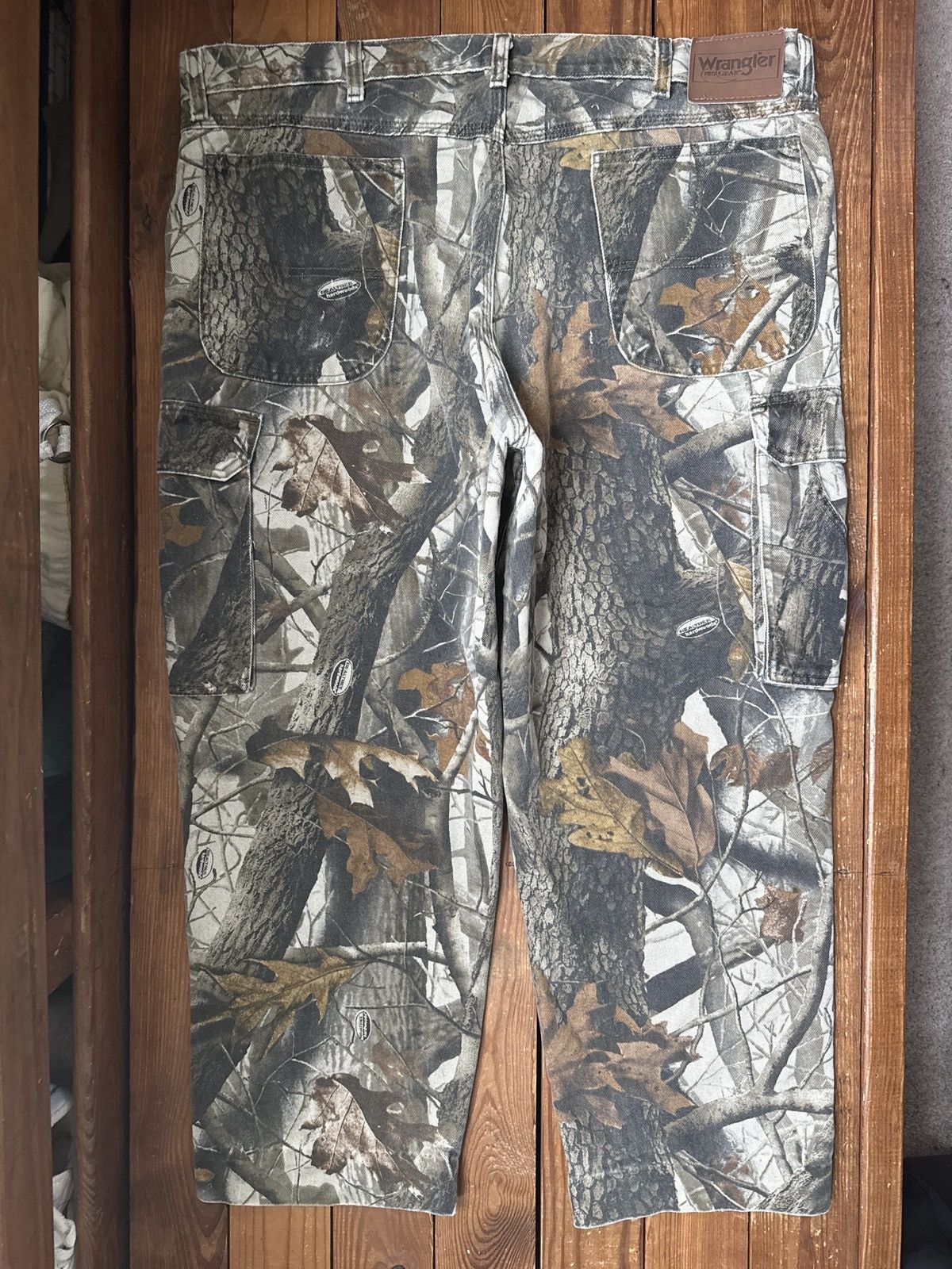 Vintage Vintage Wrangler Real Tree Denim Cargo Pants Size US 40 / EU 56 - 3 Thumbnail
