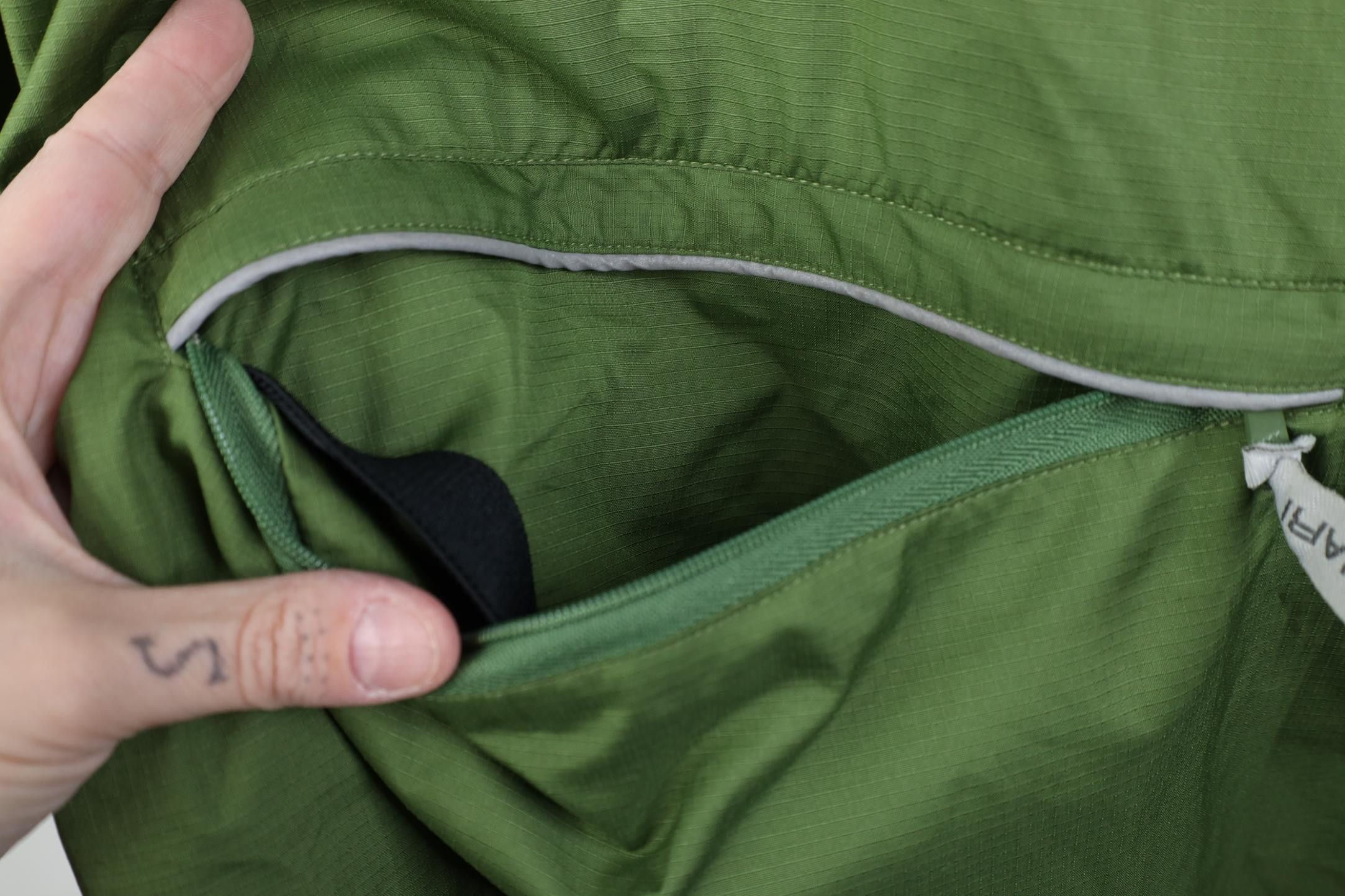 Canari Vintage Canari Cycling Packable Windbreaker Jacket Size US XL / EU 56 / 4 - 15 Thumbnail