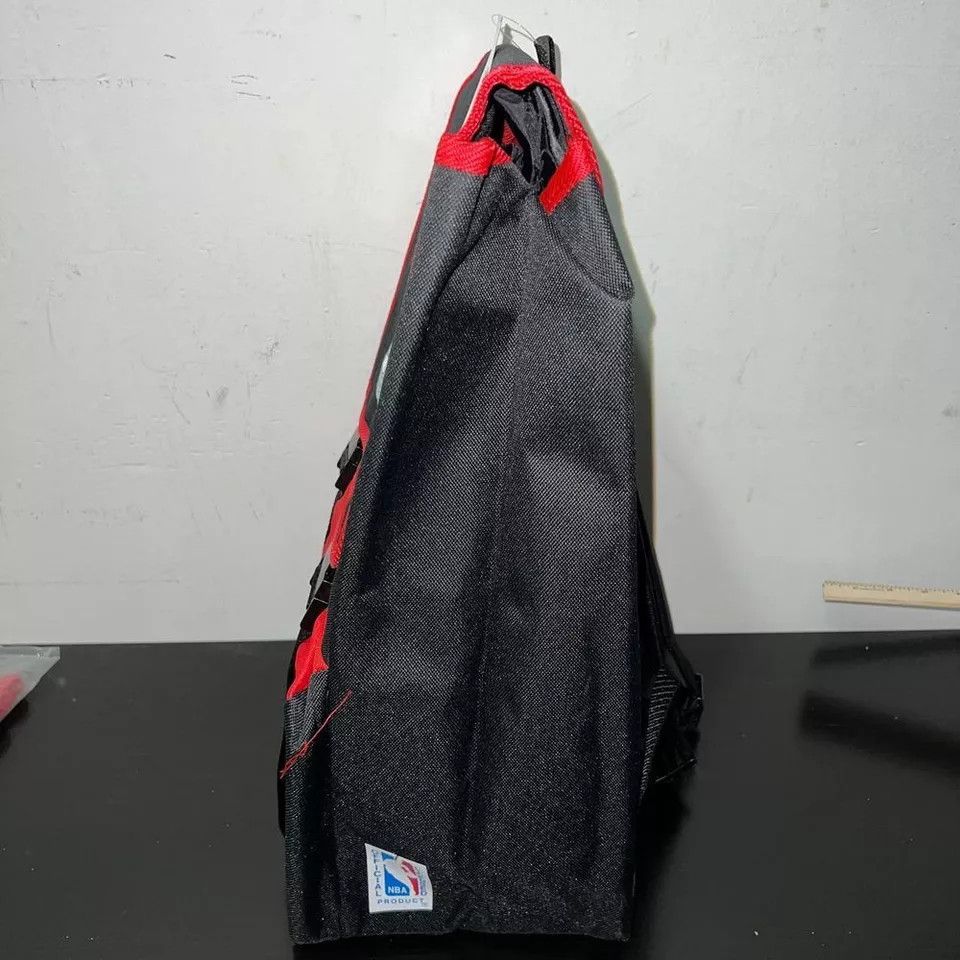 Vintage Chicago Bulls Retreat Backpack Bag Nasco Little America Size ONE SIZE - 3 Thumbnail