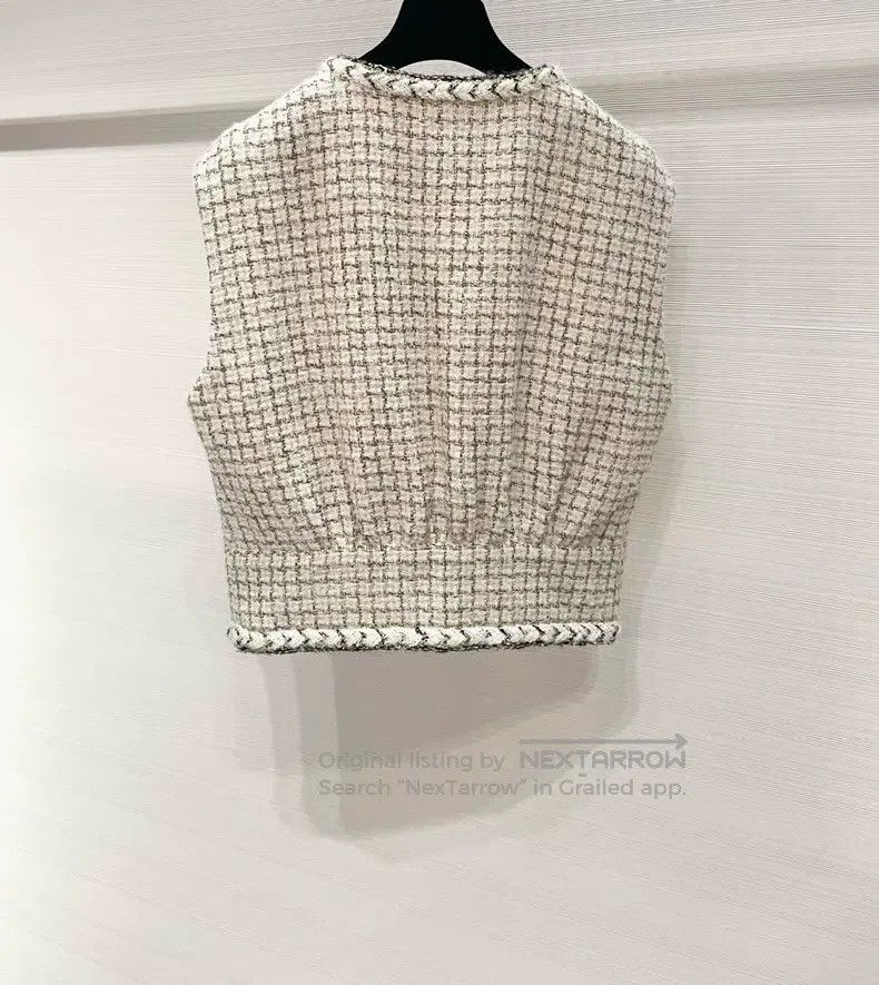 Chanel Chanel White gold silhouette vest Size XS / US 0-2 / IT 36-38 - 2 Thumbnail