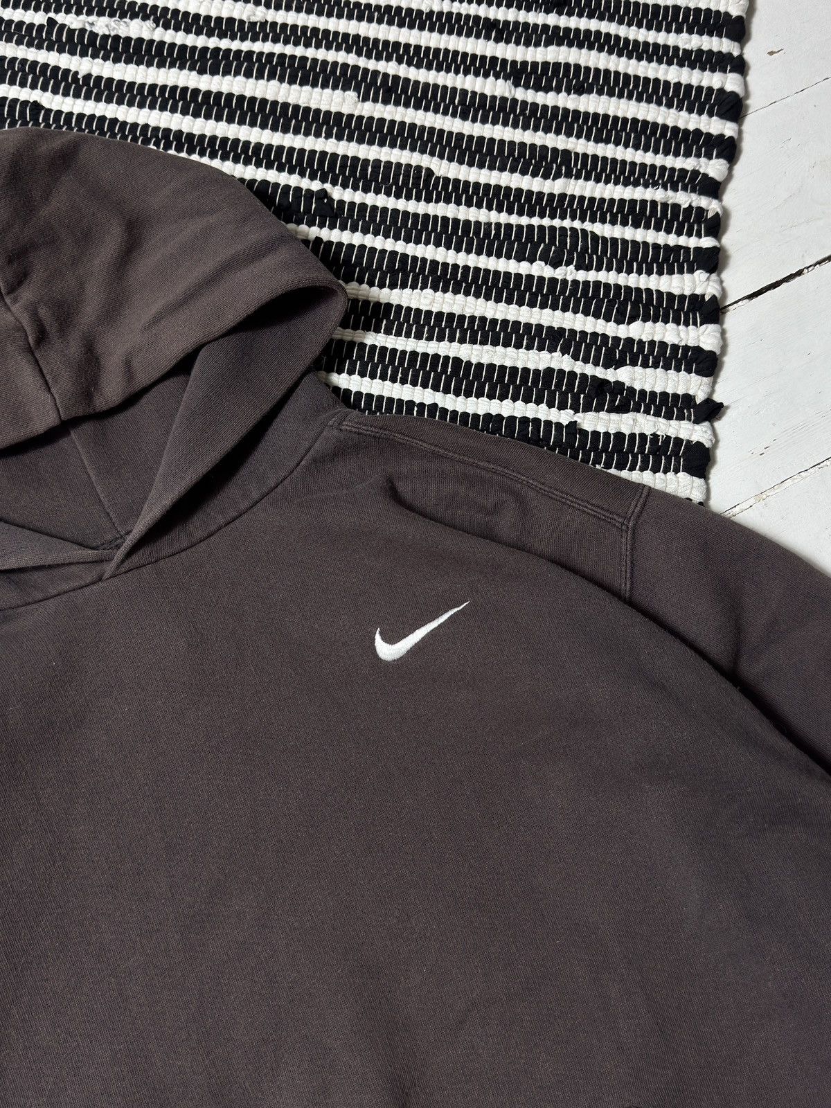 Nike VINTAGE NIKE BOXY FITED SUNFADED 2000s HOODIE Size S / US 4 / IT 40 - 2 Thumbnail