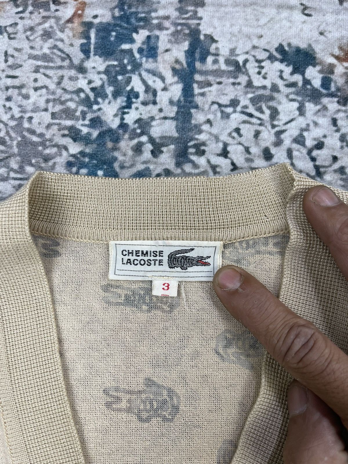 Lacoste Vintage Lacoste Full Monogram V Neck Jumper Sweater Size US S / EU 44-46 / 1 - 9 Thumbnail
