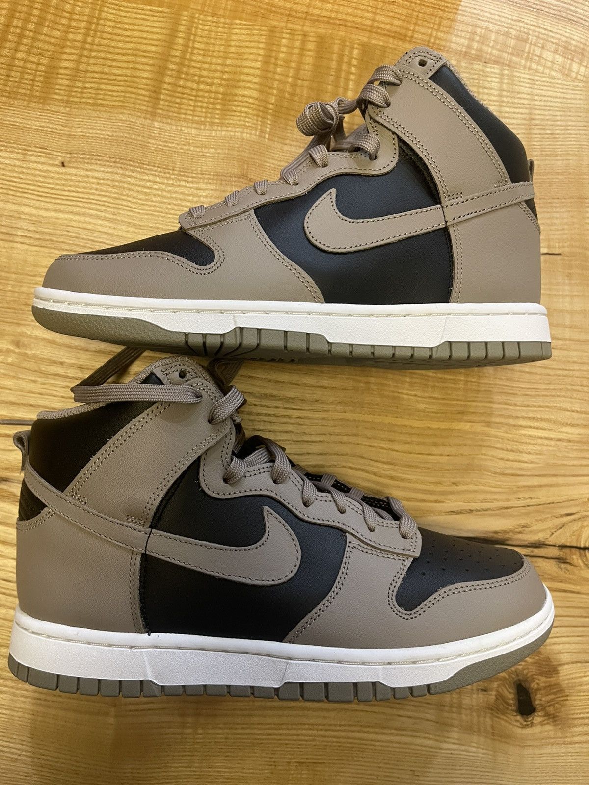 Nike W Nike Dunk High Black Moon Fossil Size US 8.5 / IT 38.5 - 1 Thumbnail