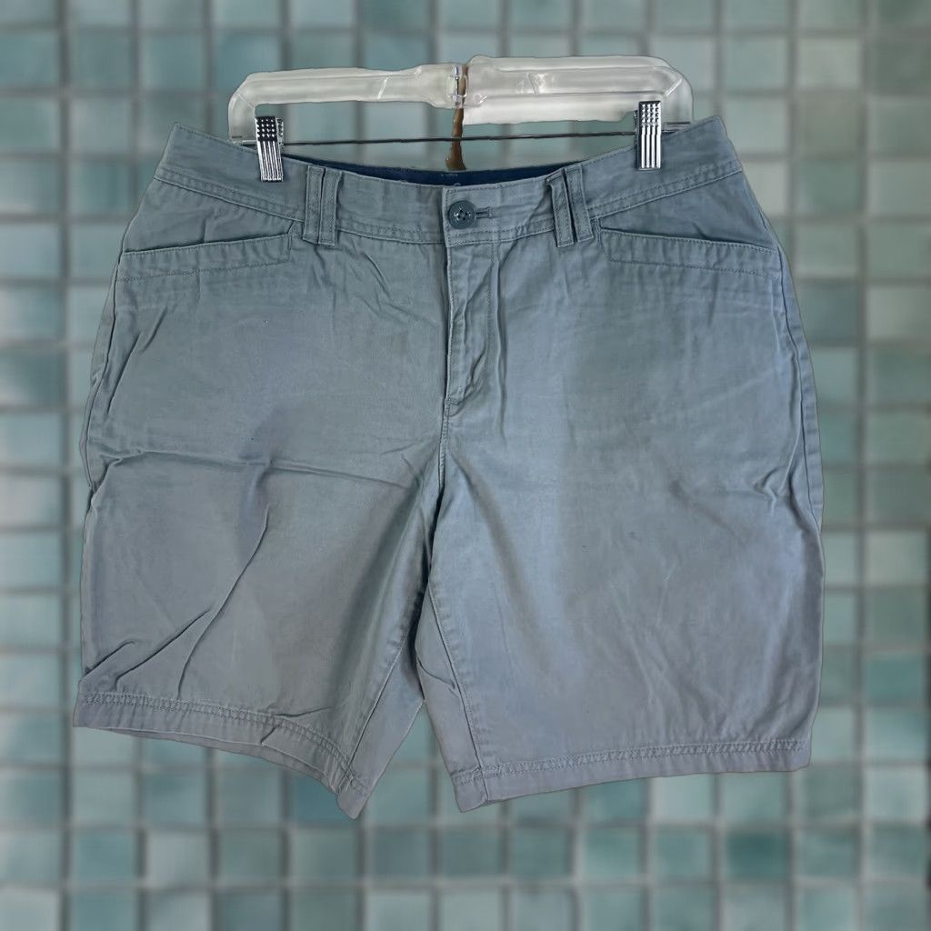 Eddie Bauer Eddie Bauer Everyday Cotton Twill Shorts Womens Size 14 Gray High-Rise Chino Activewear Size 36" / US 14 / IT 50 - 1 Thumbnail