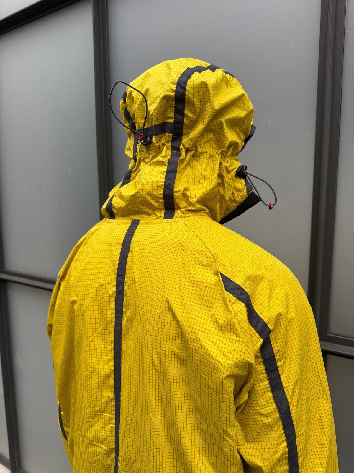 Designer Klattermusen Bright Yellow Rip Stop Asymmetric Zip Jacket Size US M / EU 48-50 / 2 - 8 Thumbnail