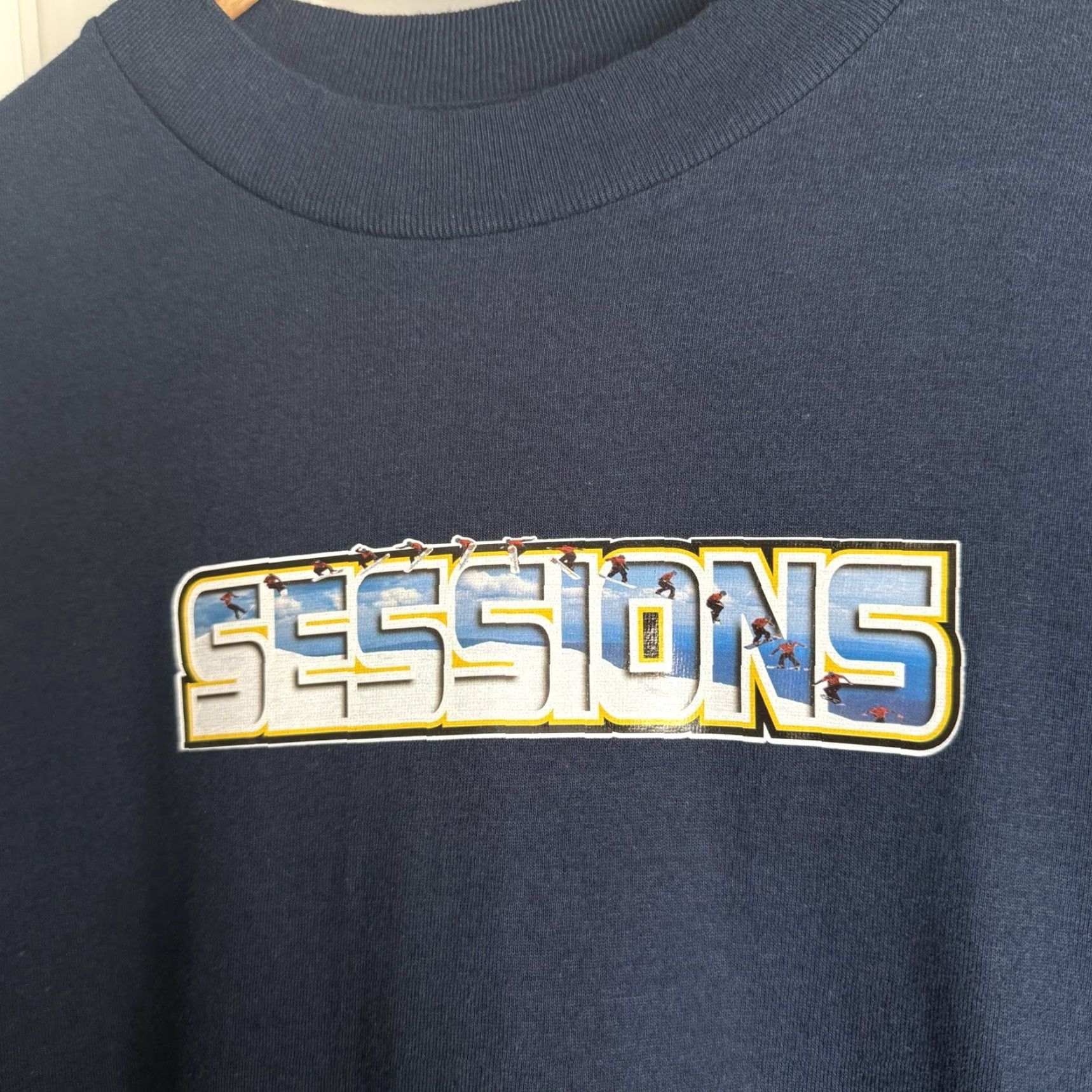 Vintage VINTAGE Sessions Skateboard Long Sleeve T-Shirt Navy Blue Size M 90s Mens Cotton Crew Neck Regular Size US M / EU 48-50 / 2 - 3 Thumbnail