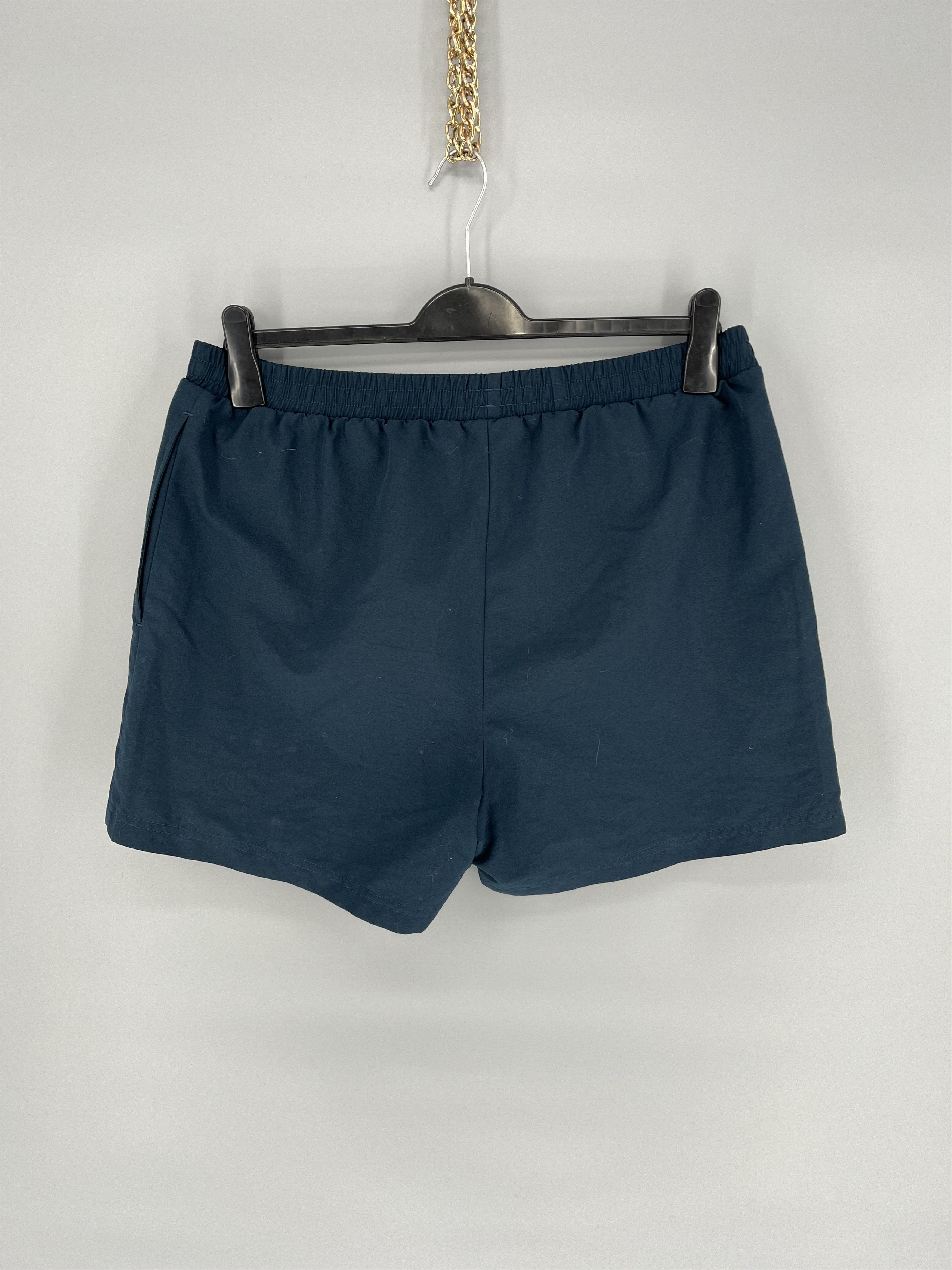 Adidas × Vintage Vintage Y2K Adidas Stripes Shorts Streetwear Fashion Size US 34 / EU 50 - 10 Thumbnail