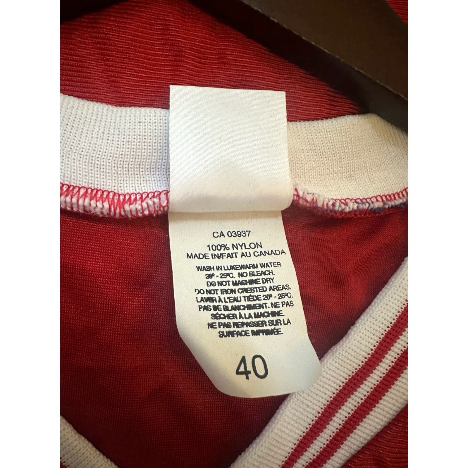Vintage VINTAGE Saxon Dazzle Basketball Jersey Mens M NOS NWOT 90s Canada Red Nike? Size US M / EU 48-50 / 2 - 3 Thumbnail