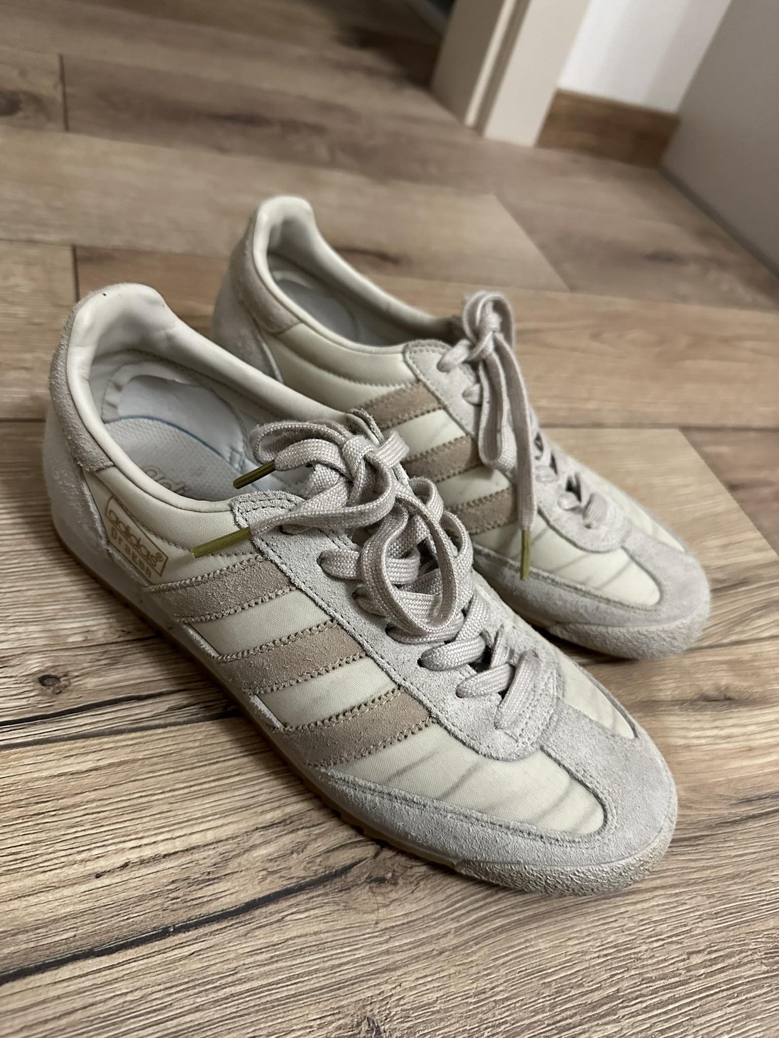 Adidas Vintage Vintage Adidas Dragon White Cream Gold US 7 EU 40 Grailed