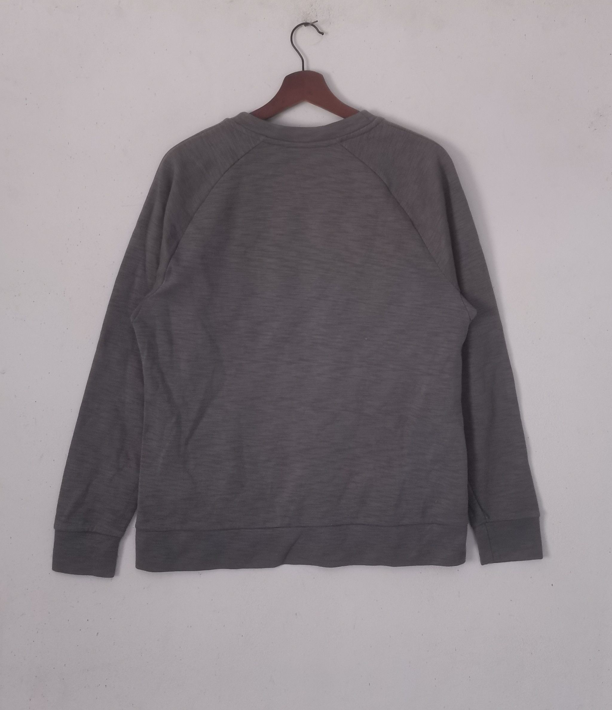 Nike Rare Nike sweatshirt small logo grey colour Size US M / EU 48-50 / 2 - 3 Thumbnail
