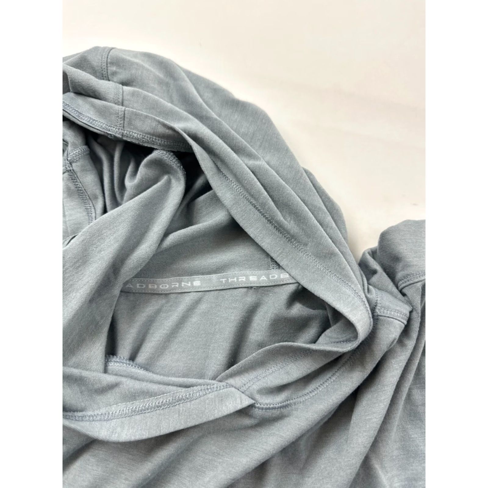 Under Armour Under Armour Shirt Womens L Large Gray Velocity Twist Loose HeatGear Hoodie Size M / US 6-8 / IT 42-44 - 5 Thumbnail