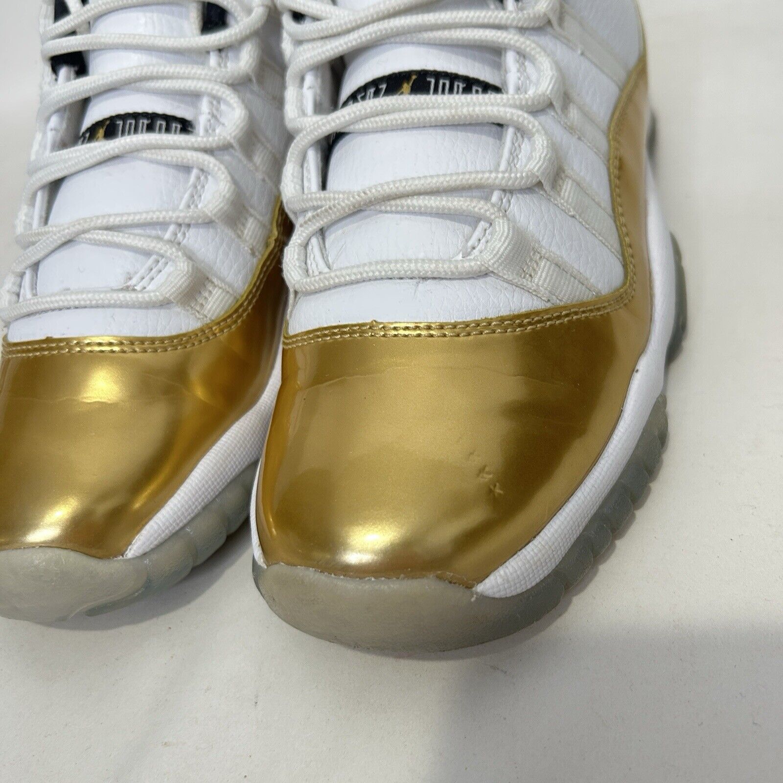Jordan Brand Nike Air Jordan 11 Retro Low GS “Closing Ceremony” Size US 7 / IT 37 - 5 Thumbnail