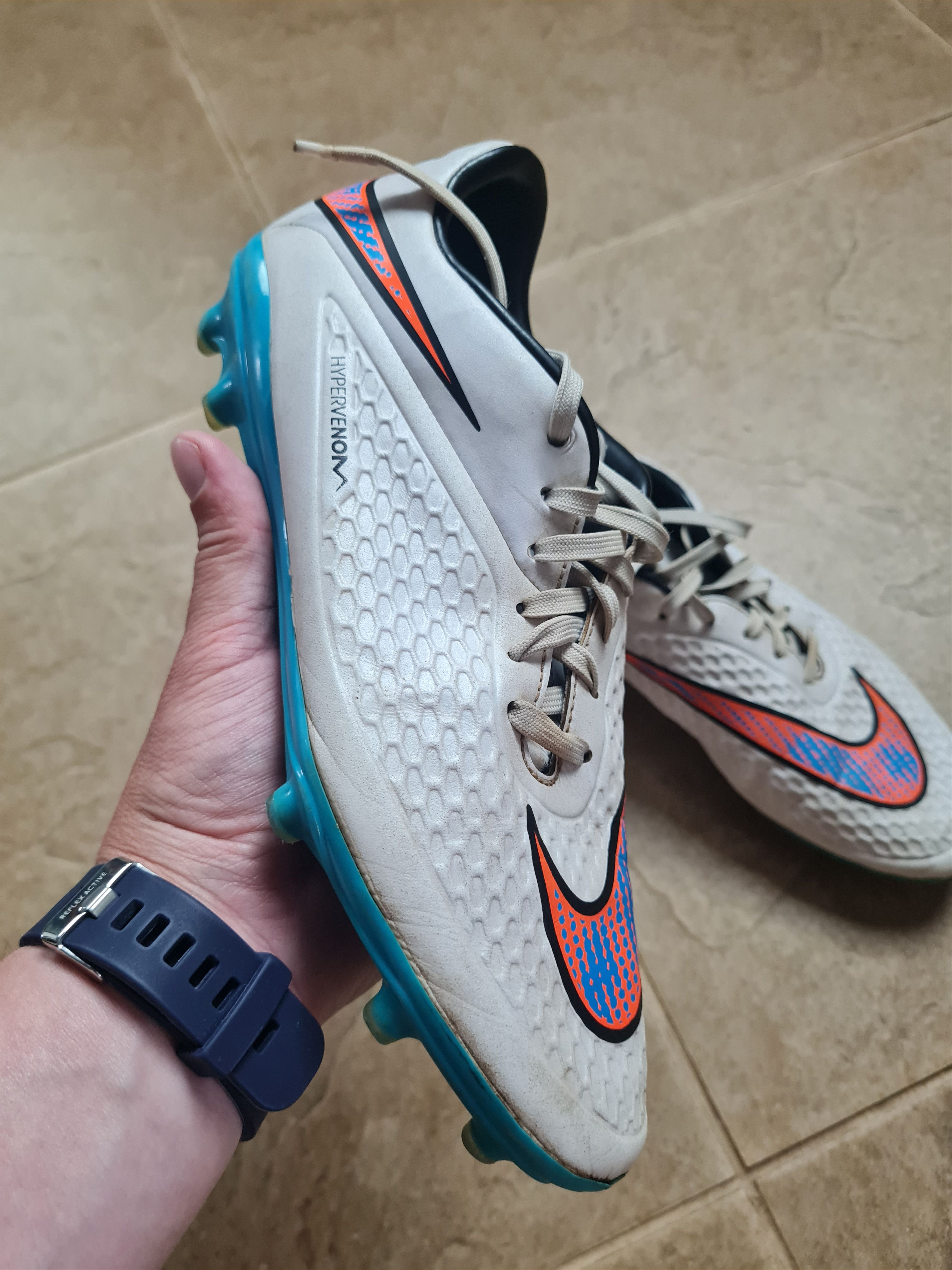 Nike Soccer cleats football boots 2014 Nike Hypervenom Phelon FG Size US 7 / EU 40 - 7 Thumbnail