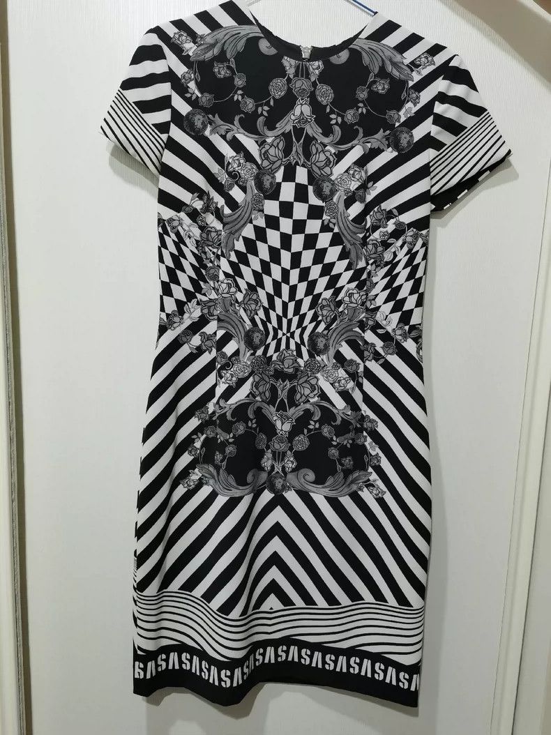 Versace Versace Dress skirt Size S / US 4 / IT 40 - 1 Thumbnail