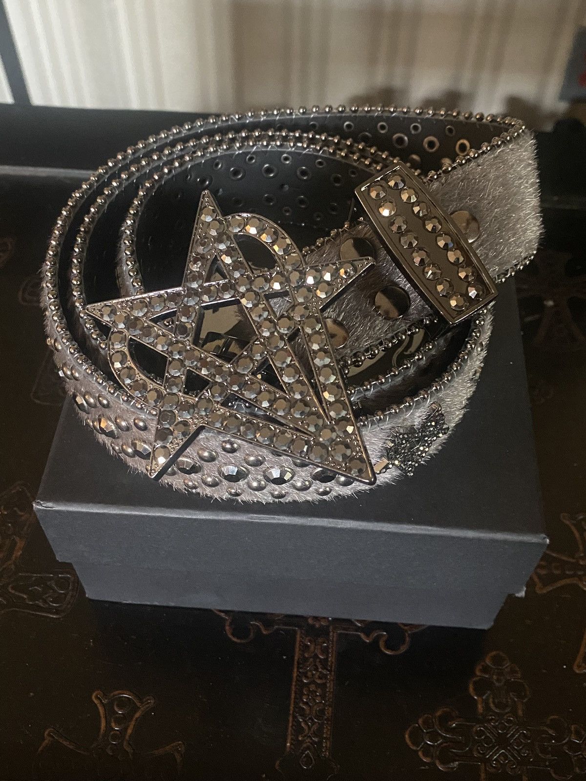 OVD Heartagram fur studded belt w/box