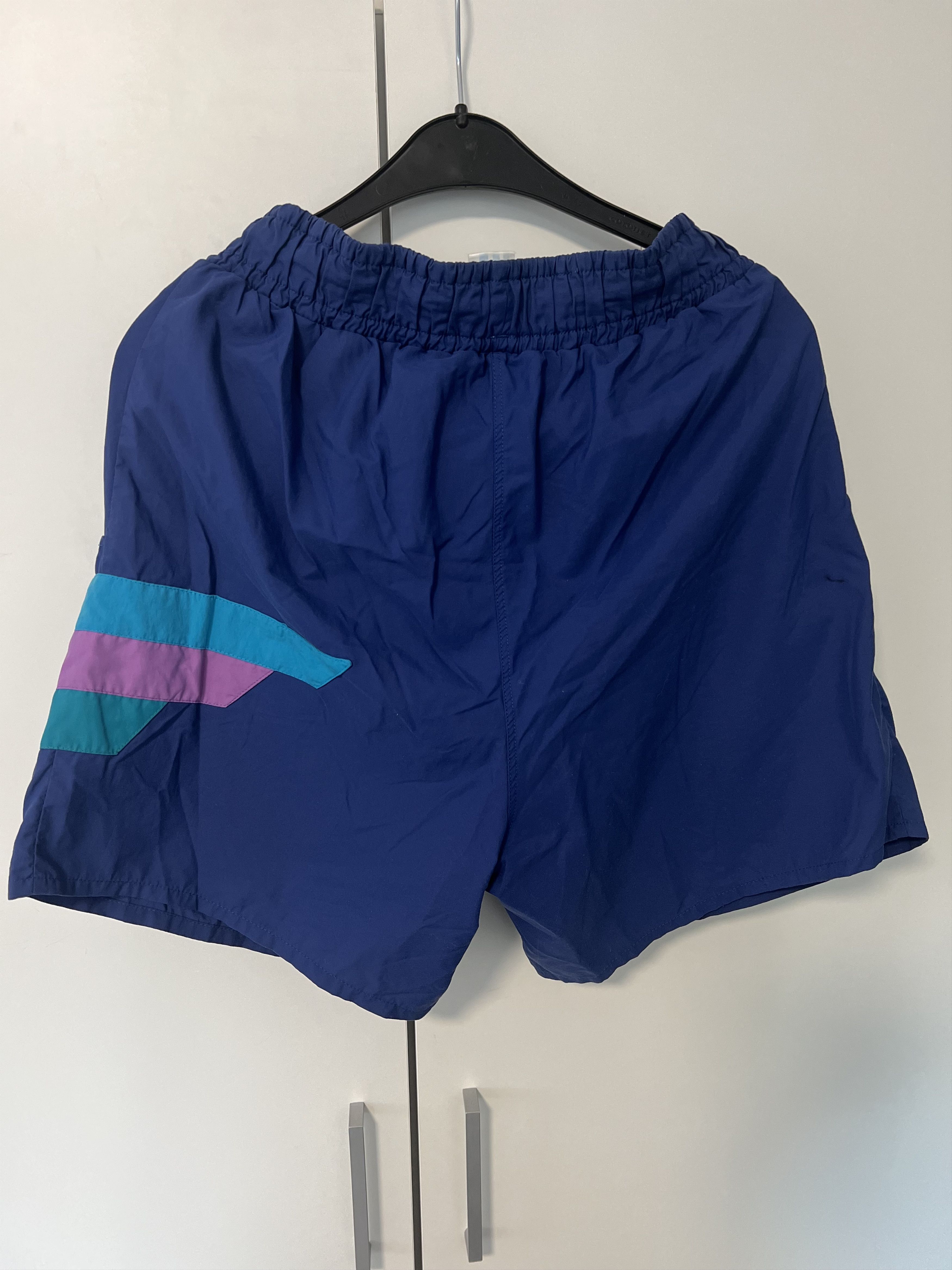 Adidas Vintage Adidas Short Shorts size M Size US 34 / EU 50 - 16 Thumbnail