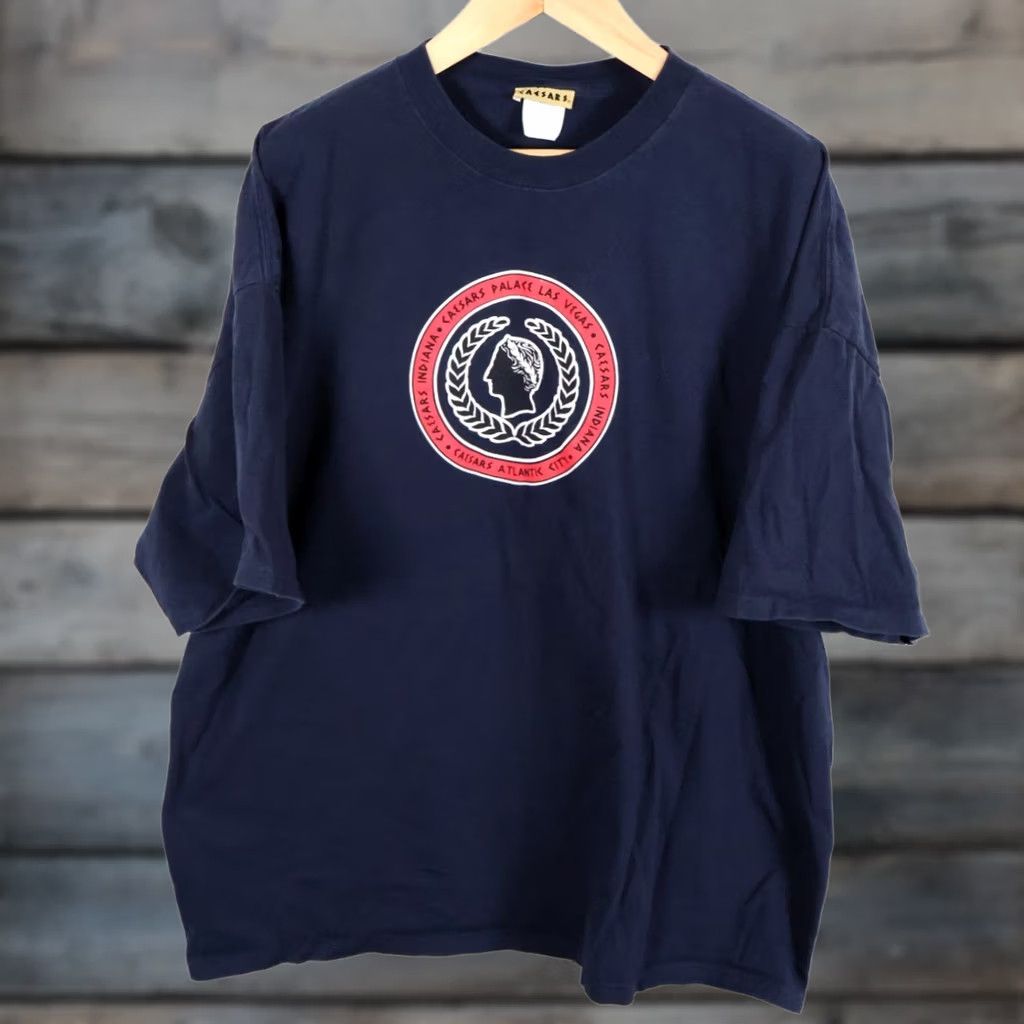 Palace VTG Caesars Palace T-Shirt Men's 4XL Dark Blue Logo Print Graphic Caesars Palace California Atlantic City 90s City Retro Shirt Mens Size US XXL / EU 58 / 5 - 1 Thumbnail