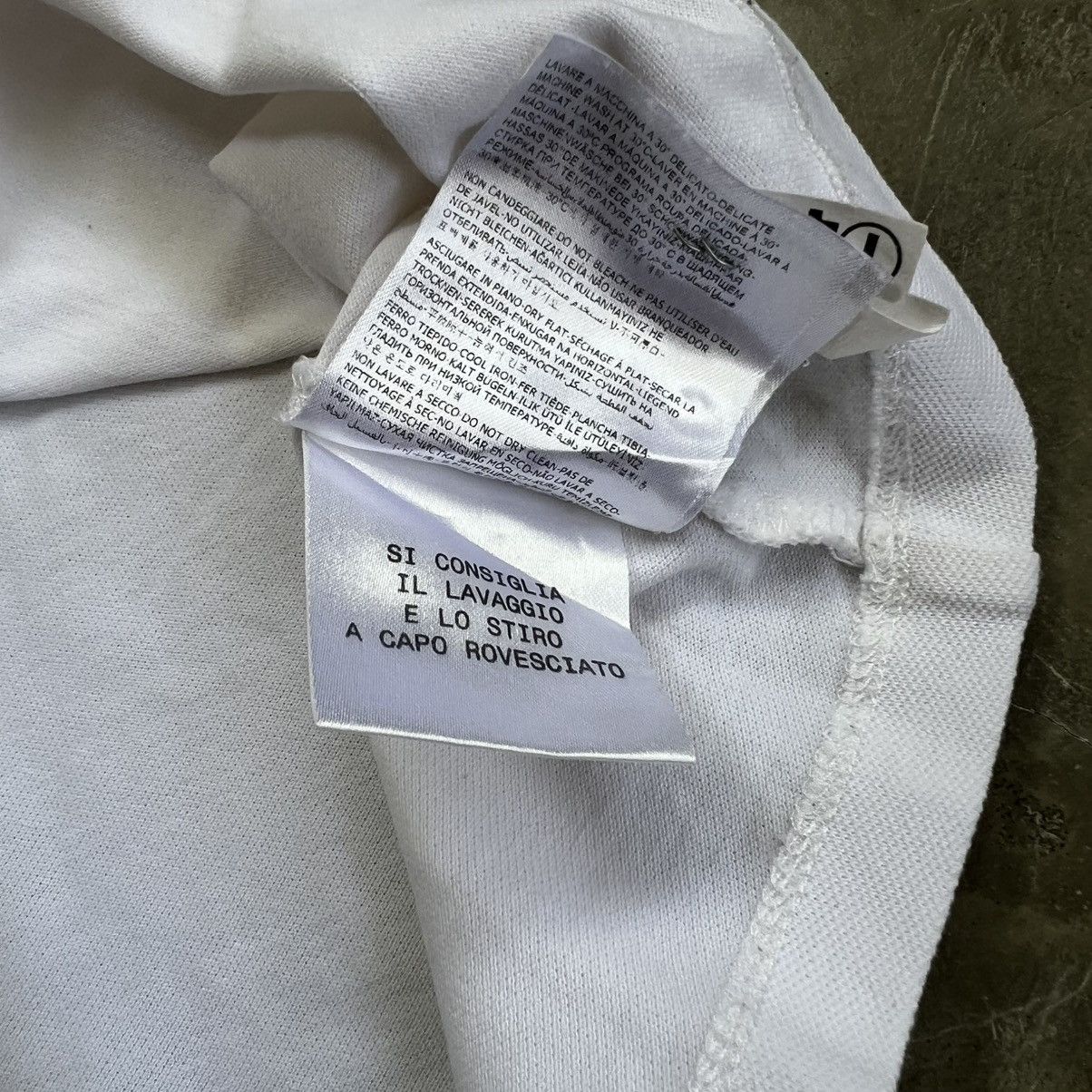 Moncler Moncler Polo Shirt Size M / US 6-8 / IT 42-44 - 9 Thumbnail