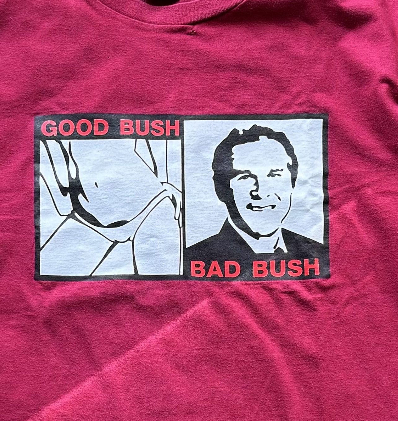 Vintage 🇺🇸 Good Bush and Bad Bush political funny humour t-shirt Size US L / EU 52-54 / 3 - 2 Thumbnail