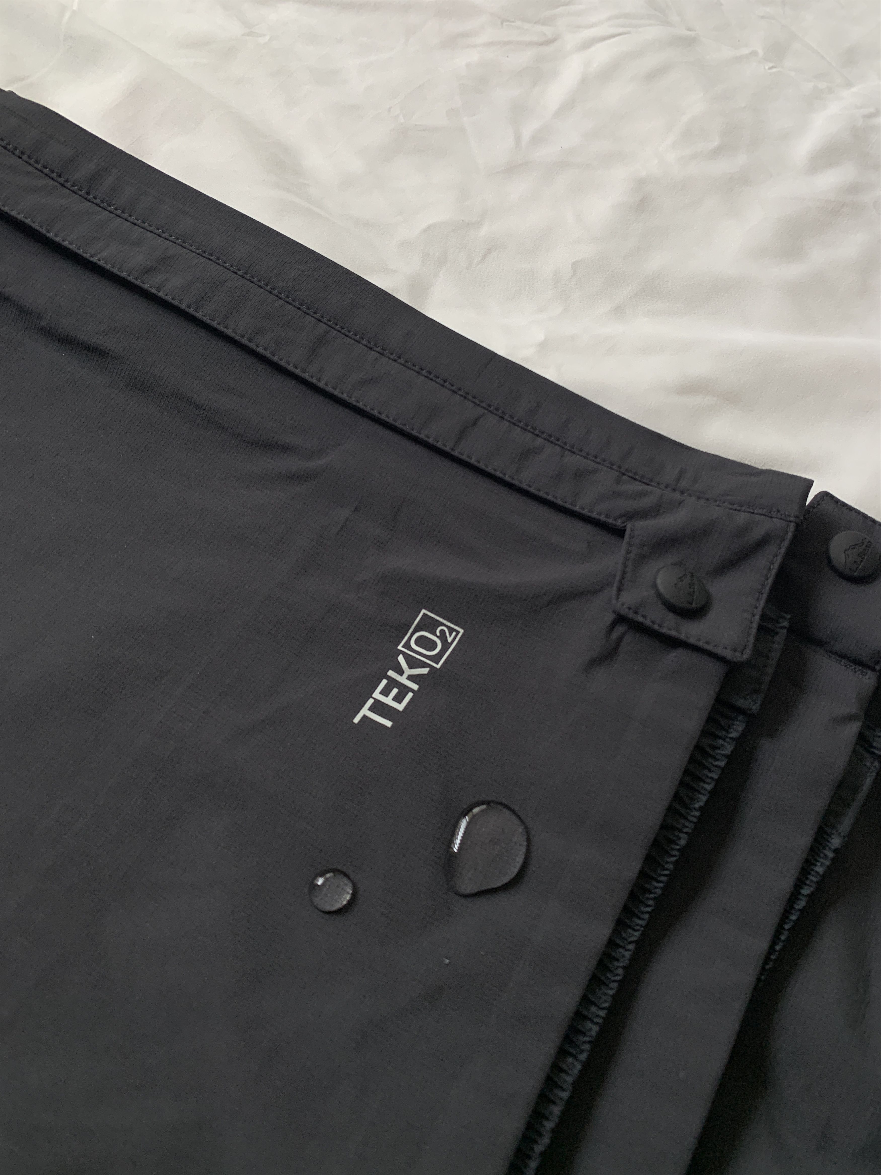 L.L. Bean LL Bean TEK O2 3L Storm Shell Pants Size US 31 - 12 Thumbnail