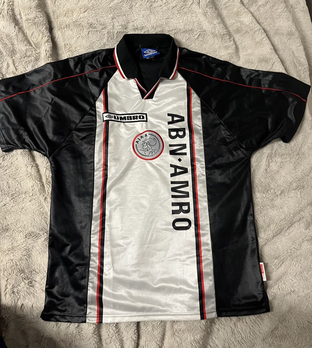 Umbro × Vintage 1998/99 Ajax Away Football Shirt Umbro Size US L / EU 52-54 / 3 - 1 Thumbnail