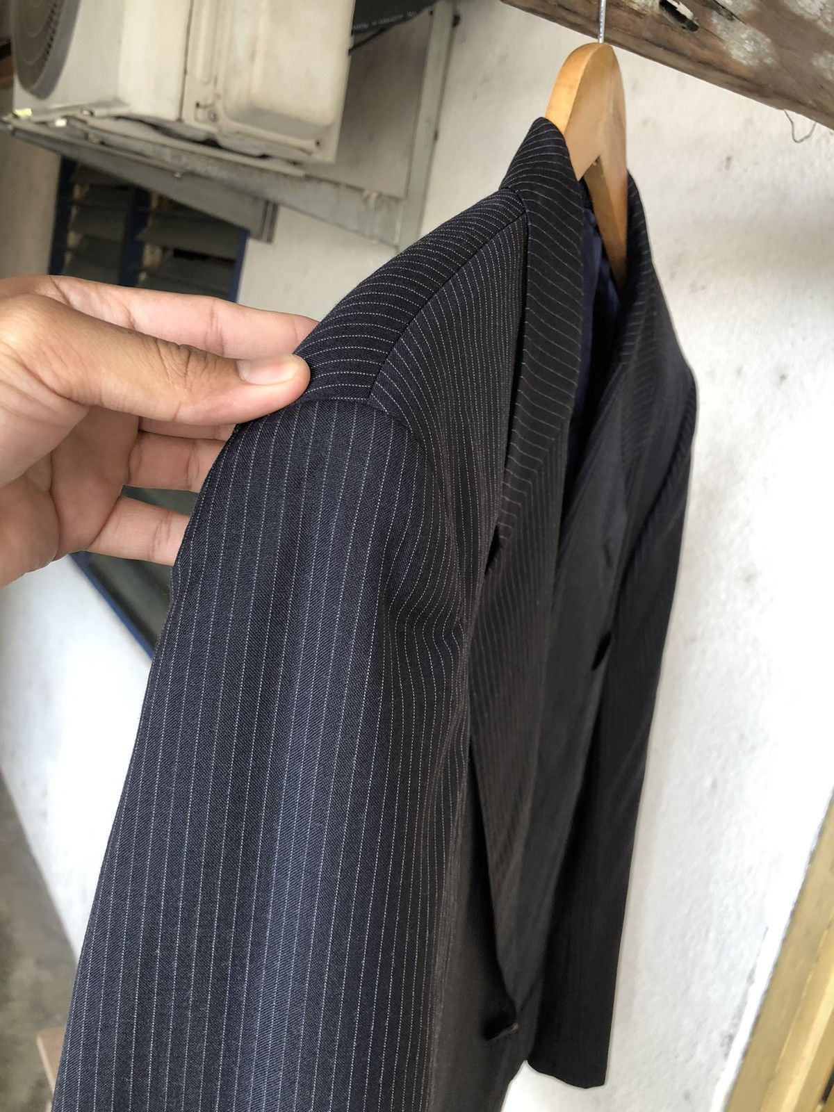 Yves Saint Laurent Yves Saint Laurent Strip Single Breasted Blazer Size US L / EU 52-54 / 3 - 16 Thumbnail