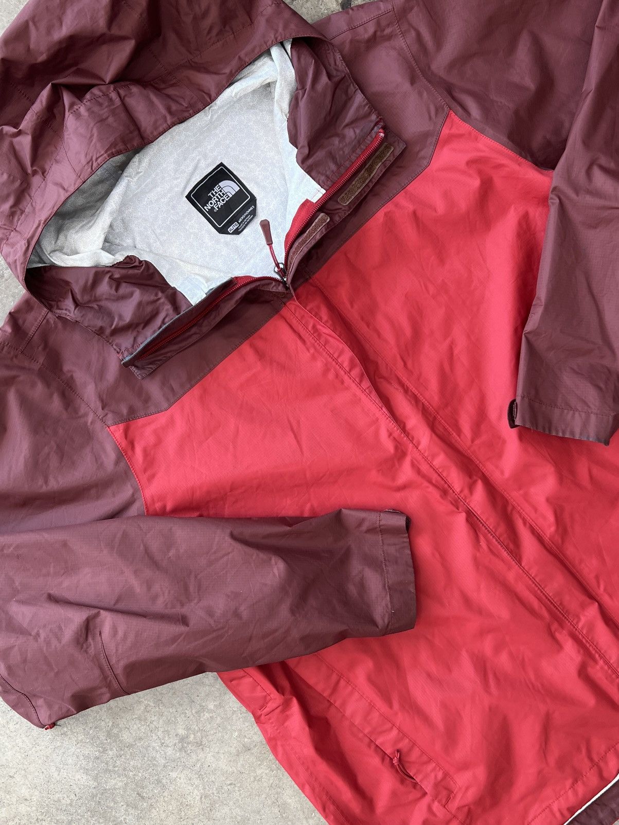 The North Face × Vintage The North Face Venture 2 Waterproof Jacket XL Size US XL / EU 56 / 4 - 1 Thumbnail