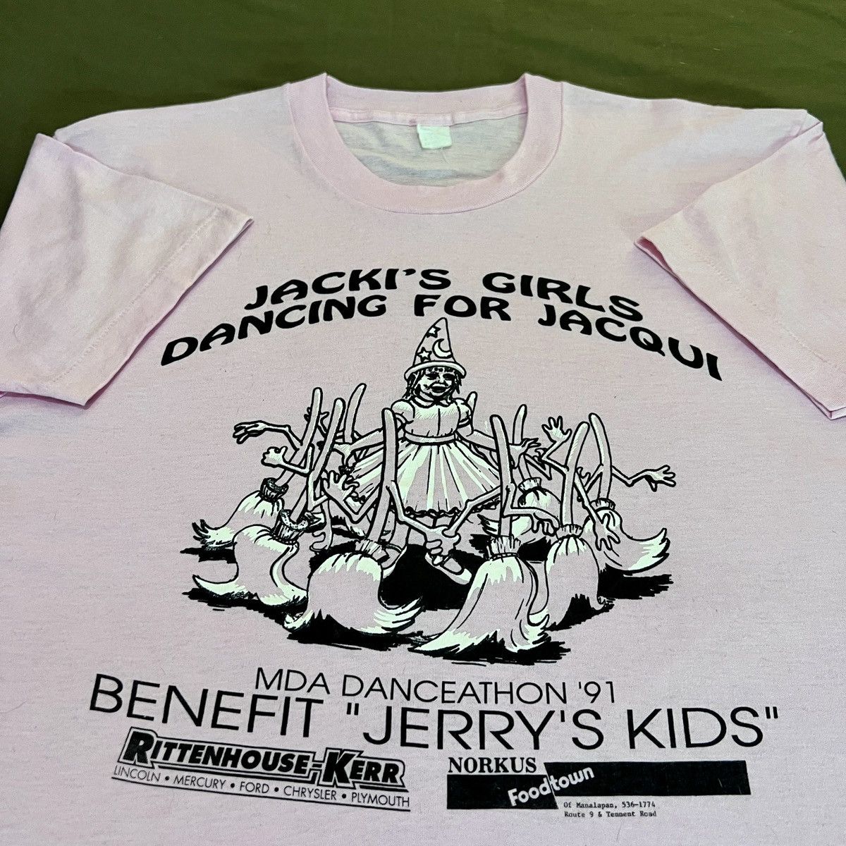 Vintage Vintage ACKI'S GIRLS DANCING JACQUI graphic streetwear Tee Size US L / EU 52-54 / 3 - 5 Thumbnail