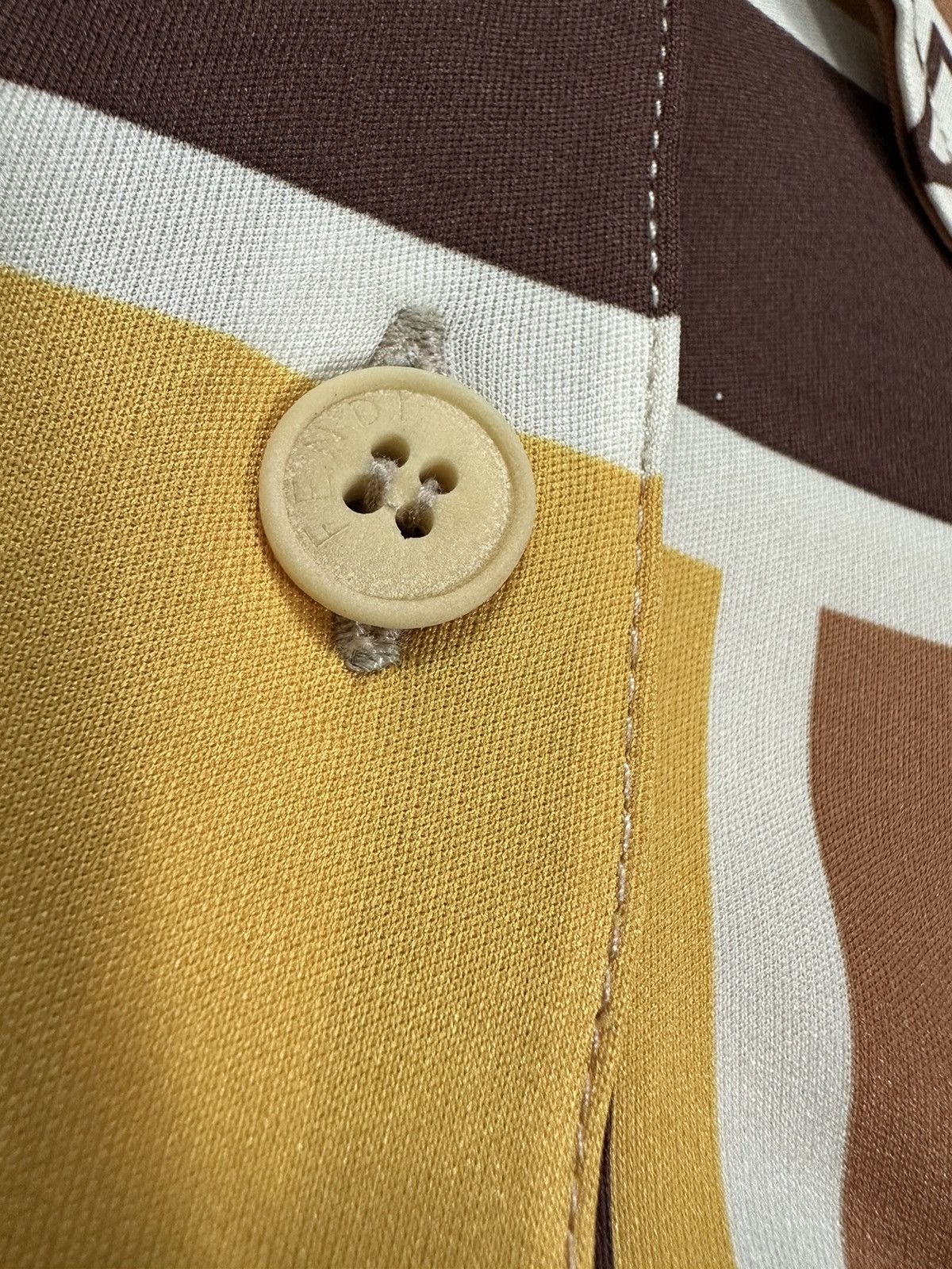Fendi × Vintage Vintage Fendi Polos Size M / US 6-8 / IT 42-44 - 8 Thumbnail