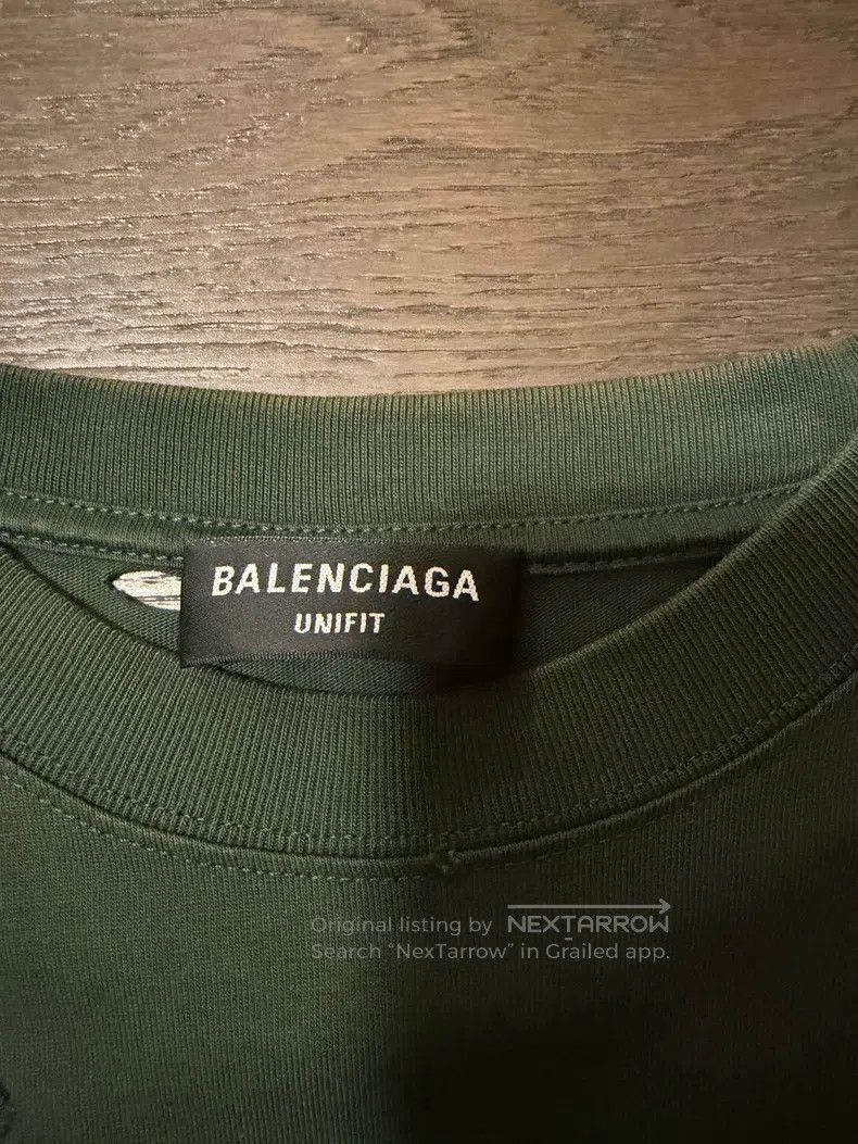 Balenciaga Balenciaga Cracked Hole T-Shirt in Green Size US XS / EU 42 / 0 - 3 Thumbnail
