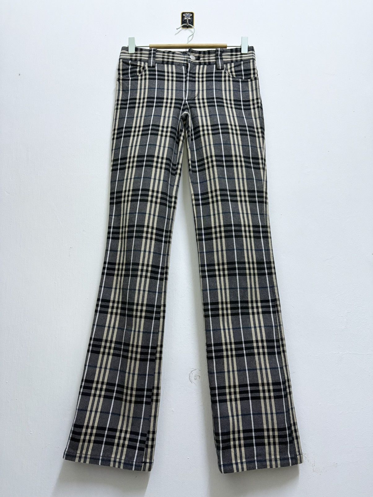 Burberry Vintage 90's Burberry Blue Label Nova Check Pants Size 28" / US 6 / IT 42 - 1 Thumbnail