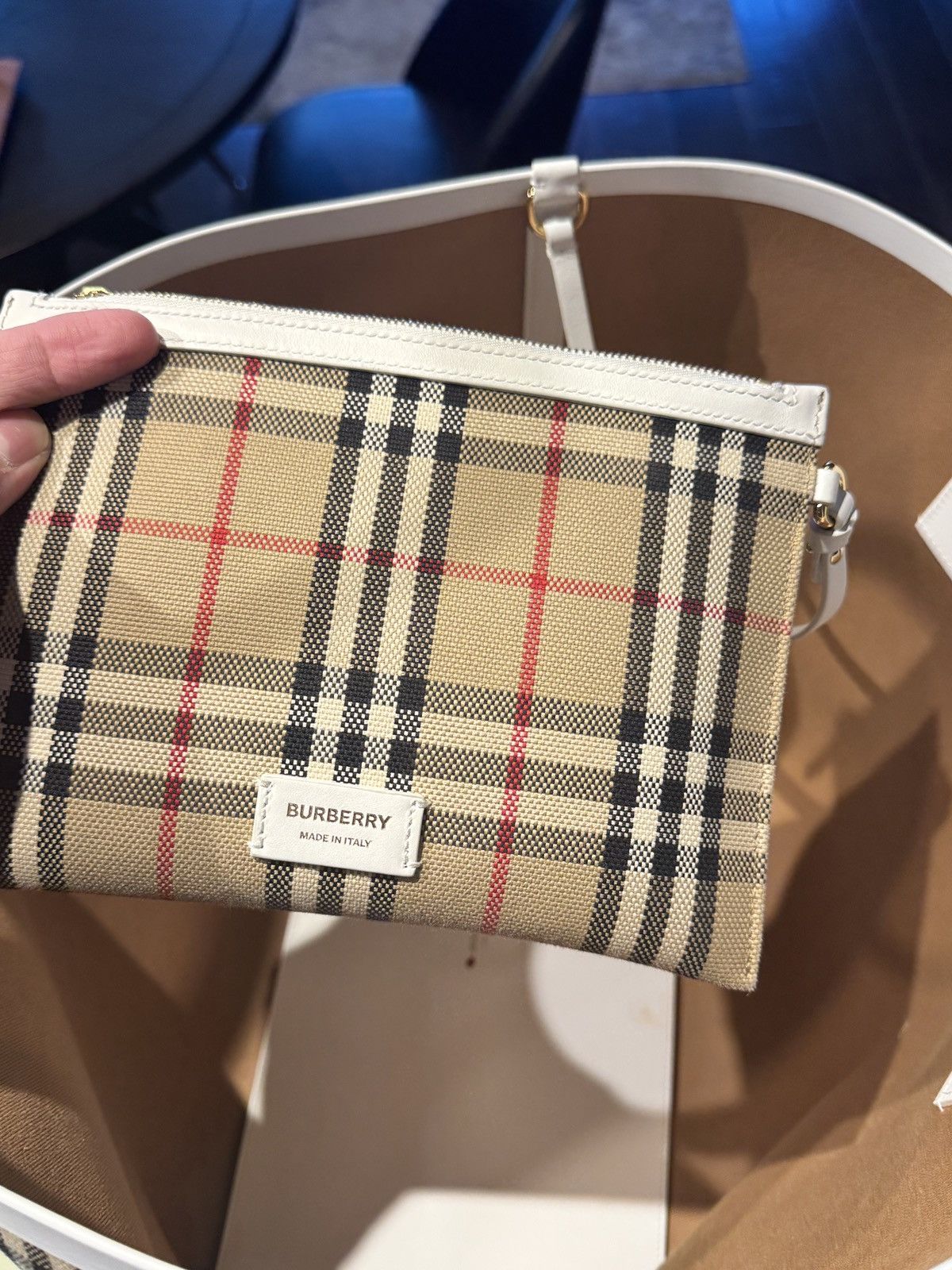 Burberry Authentic Burberry London Tote Size ONE SIZE - 5 Thumbnail