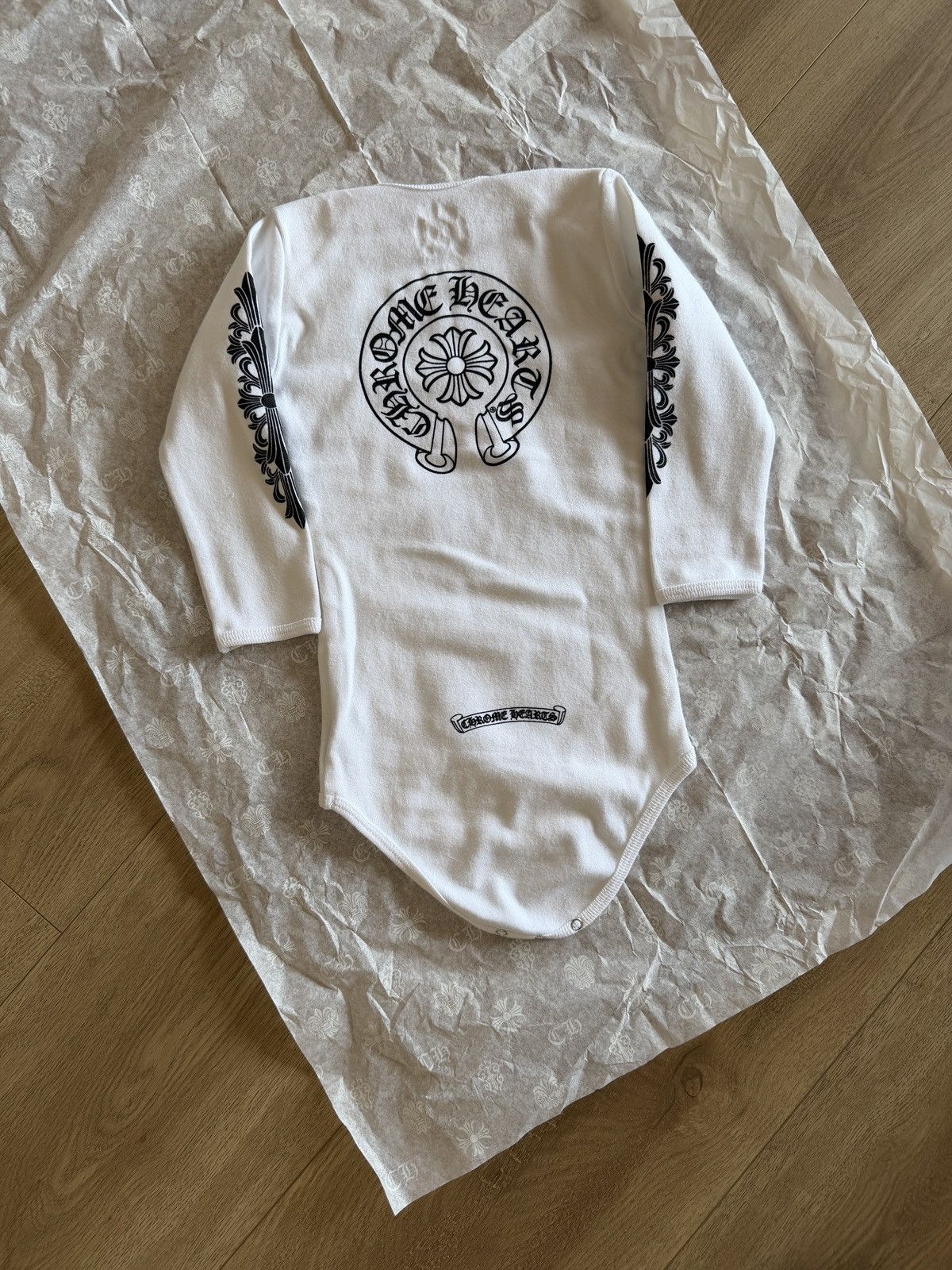 Chrome Hearts CHROME HEARTS ONESIE BABY Size US XXS / EU 40 - 1 Thumbnail
