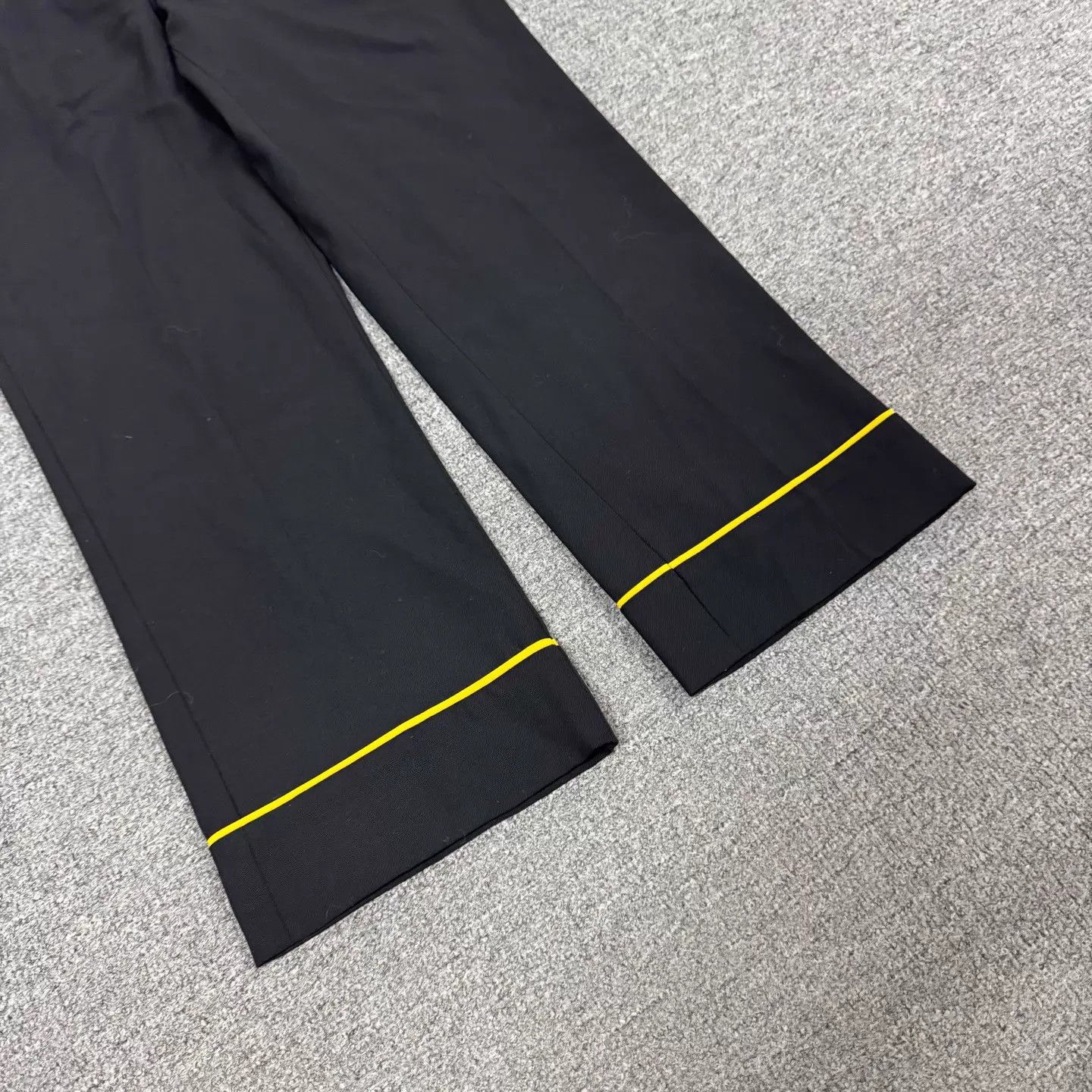Miu Miu MIU MIU black yellow side stripe flared cropped pants Size 28" / US 6 / IT 42 - 3 Thumbnail