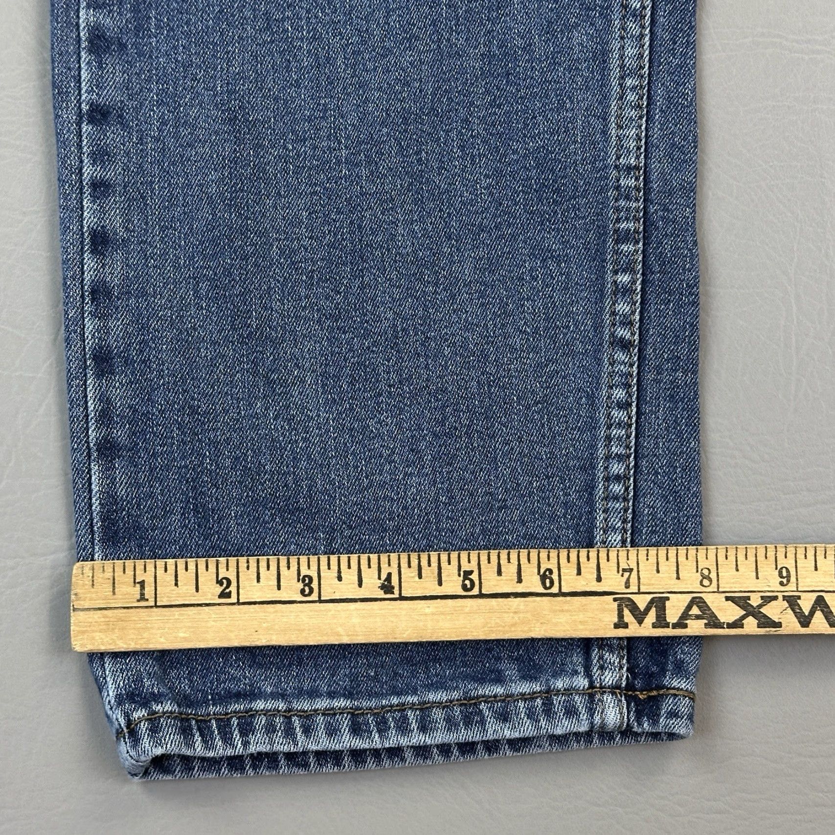 Levi's Levis 505 Jeans Mens 30x30 Blue Dark Wash Denim Regular Fit Stretch Casual - Levi's Jeans - 5-Pocket - Dark Wash - USA Retro Cowboy Theme Mens Jeans Size US 30 / EU 46 - 4 Thumbnail