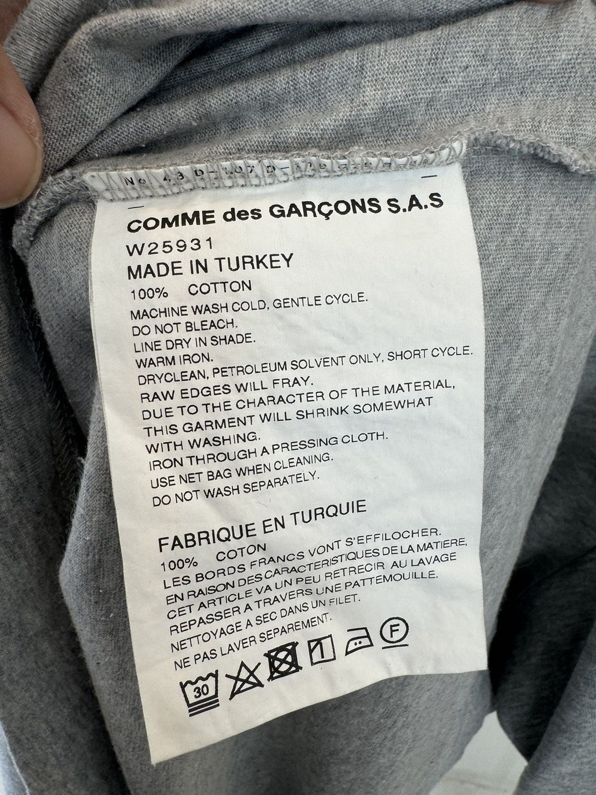 Comme des Garcons CDG Shirt Boys Tee Size US XL / EU 56 / 4 - 3 Thumbnail