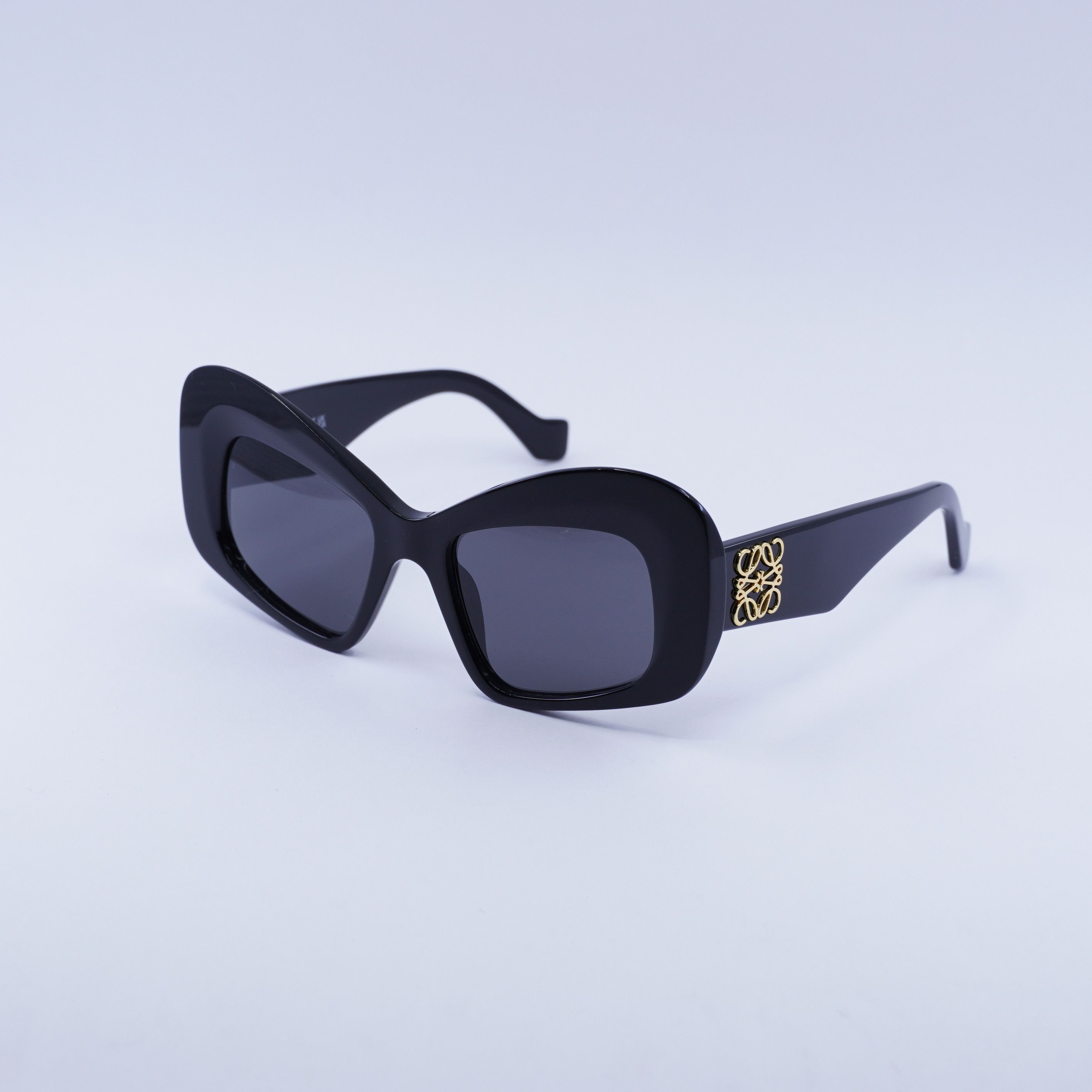 Loewe Loewe LW40128I 01A Sunglasses Black Cat Eye Frame Size ONE SIZE - 3 Thumbnail