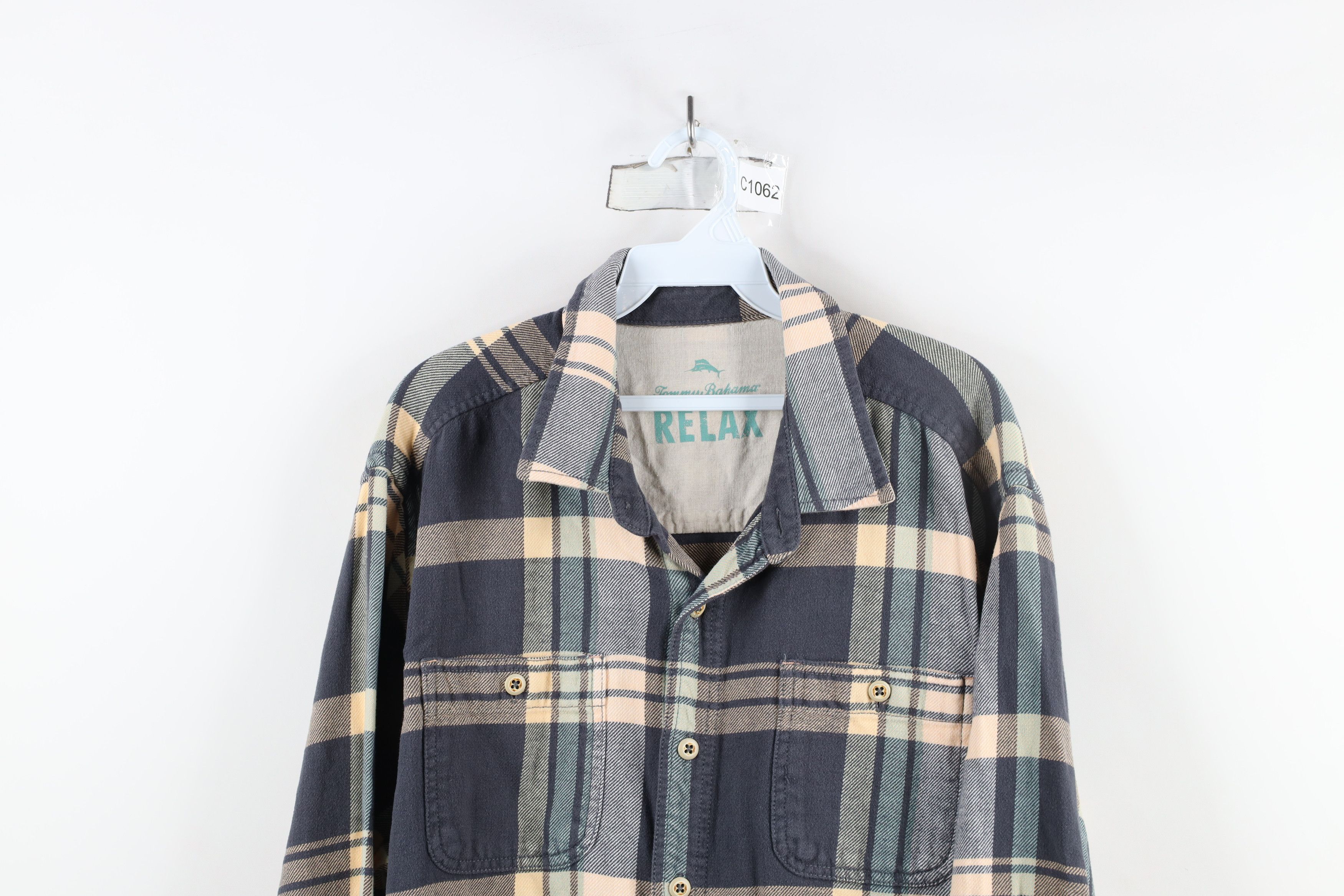 Tommy Bahama × Vintage Vintage Tommy Bahama Relax Collared Button Shirt Plaid Size US XL / EU 56 / 4 - 2 Thumbnail